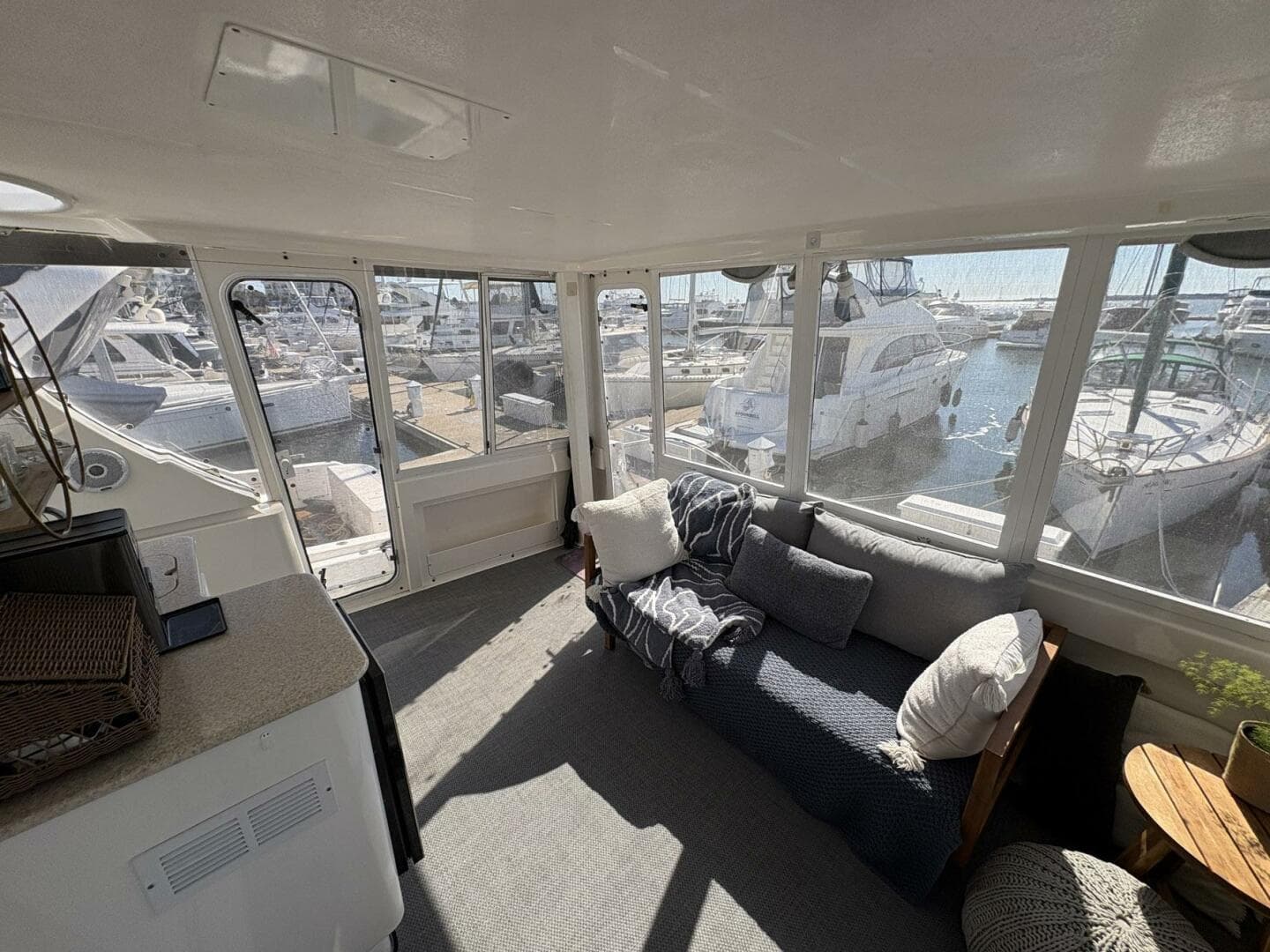 2001 Silverton 453 — photo 12