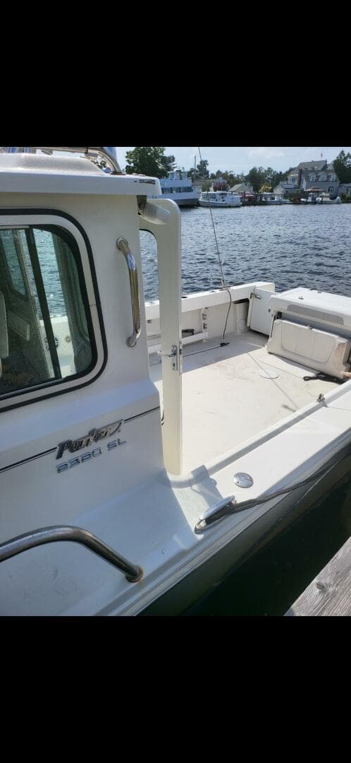 2021 Parker 2320 Sl Sport Cabin — photo 3