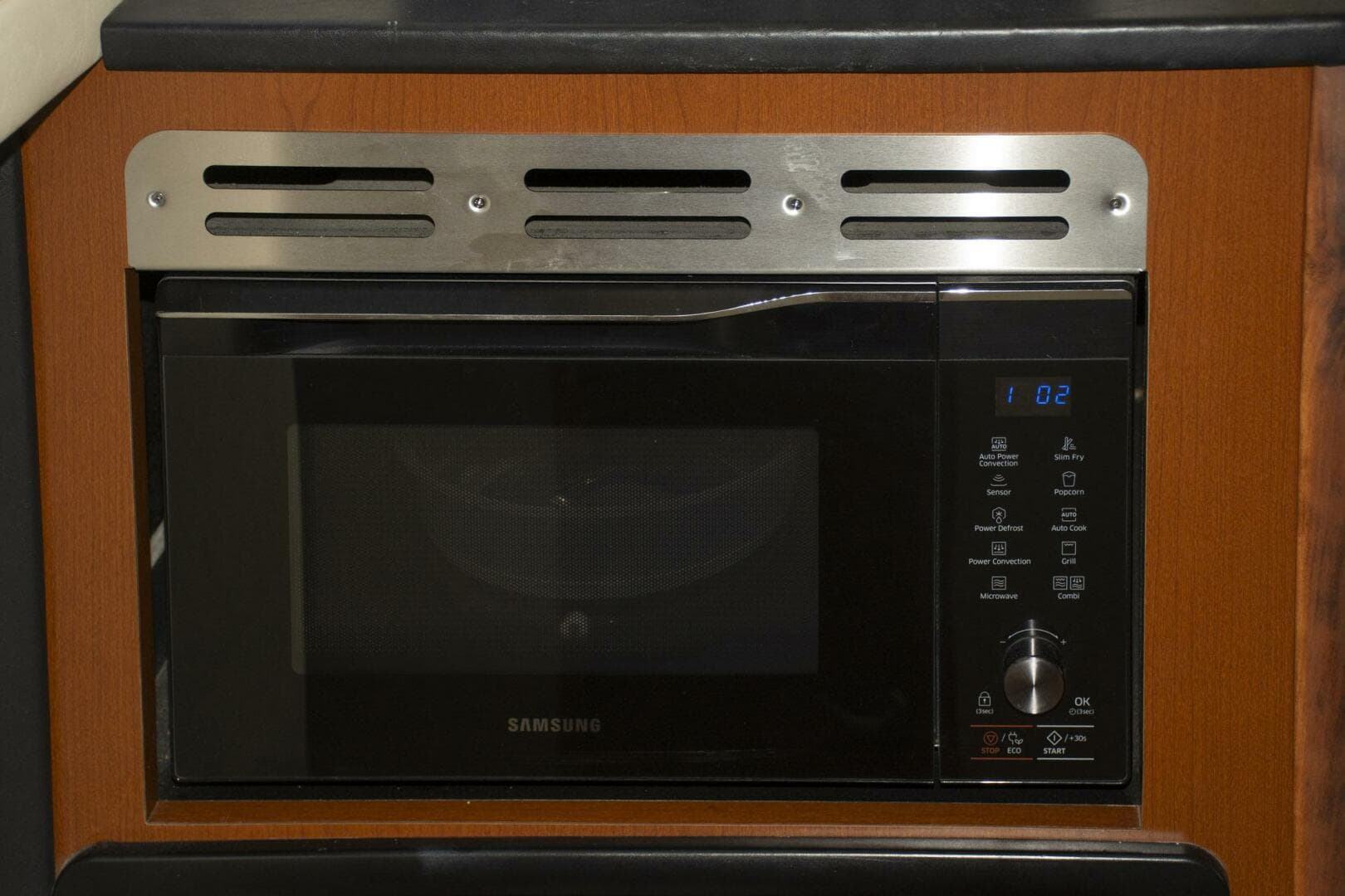 2007 Sea Ray 44 Sedan Bridge — photo 18