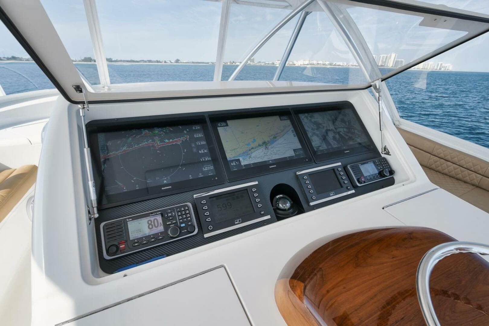2019 Viking 68 Convertible — photo 47