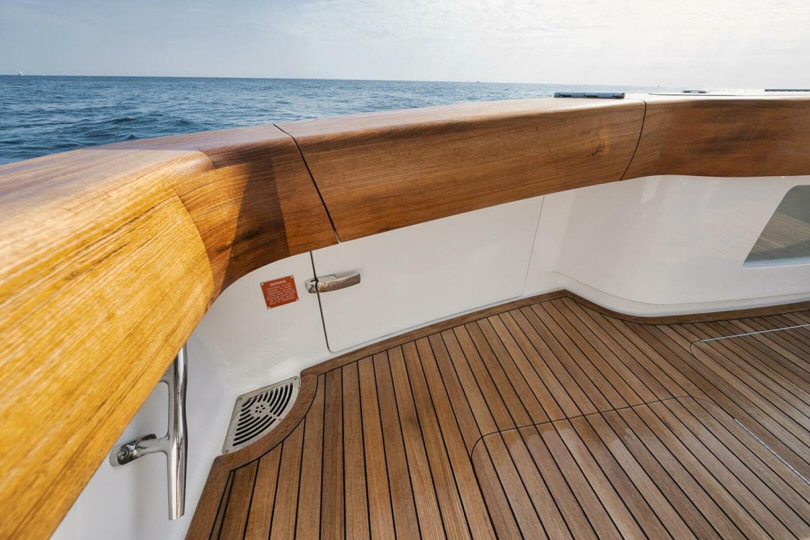 2019 Viking 68 Convertible — photo 30