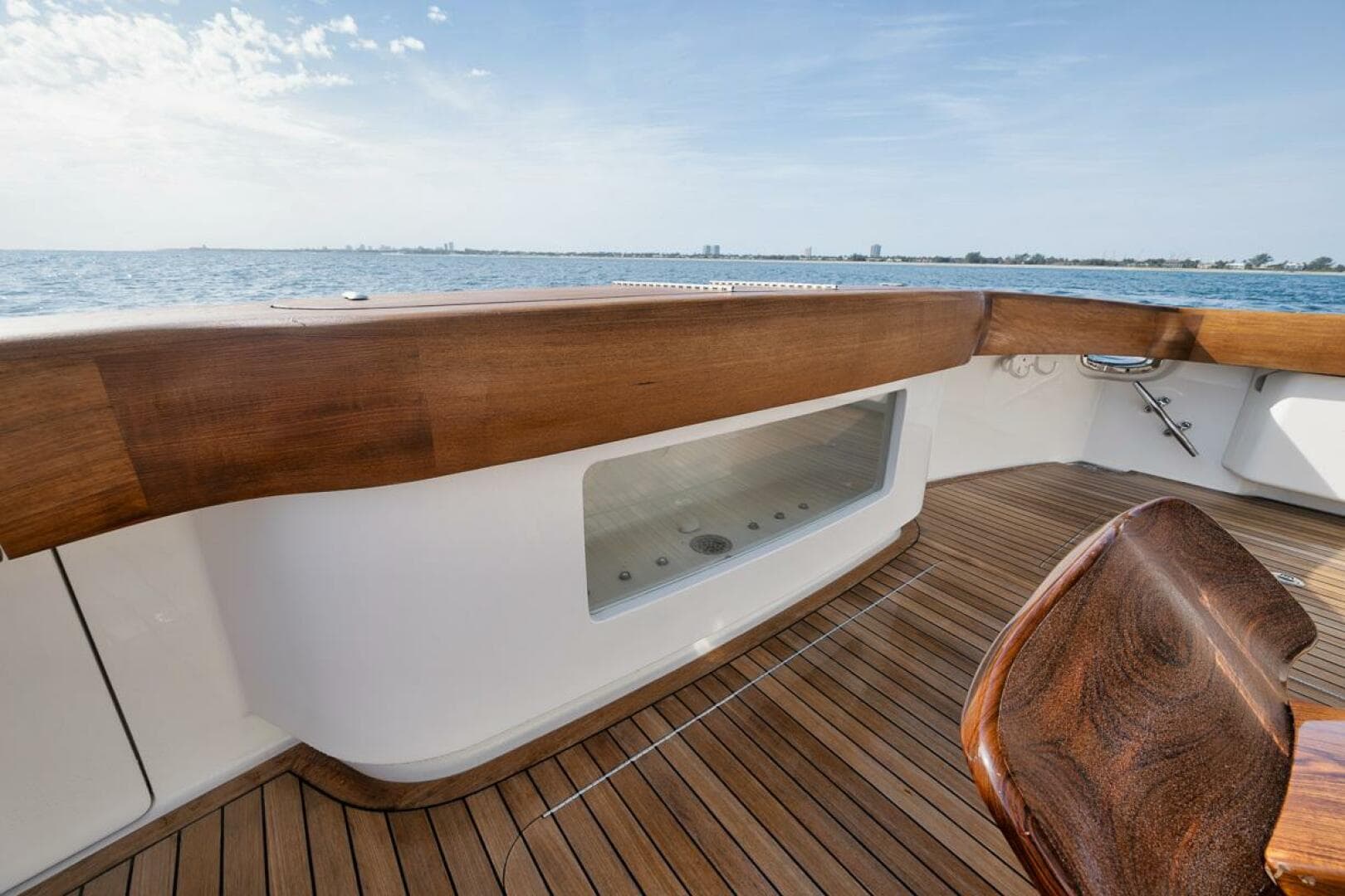 2019 Viking 68 Convertible — photo 37