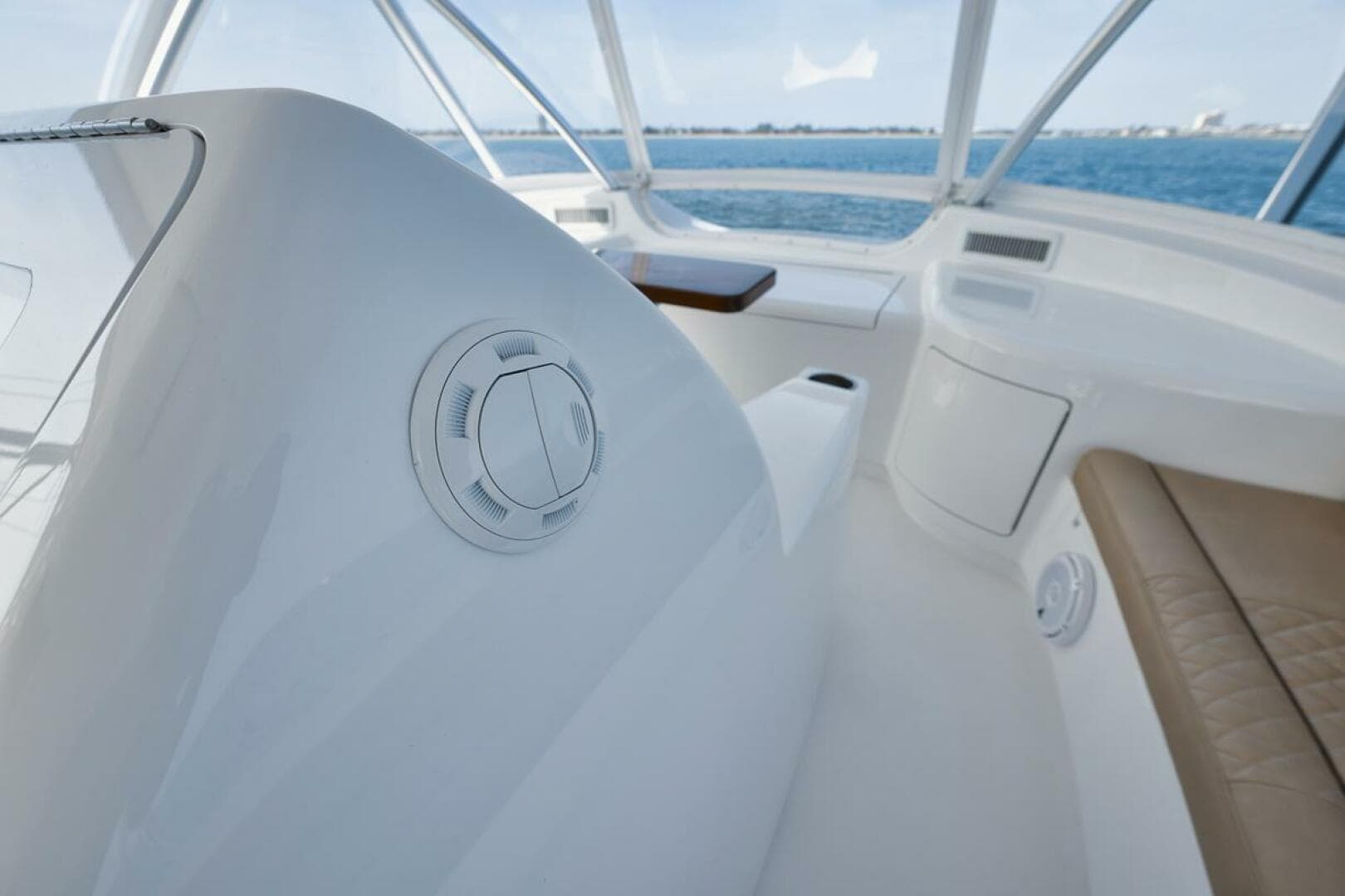 2019 Viking 68 Convertible — photo 42