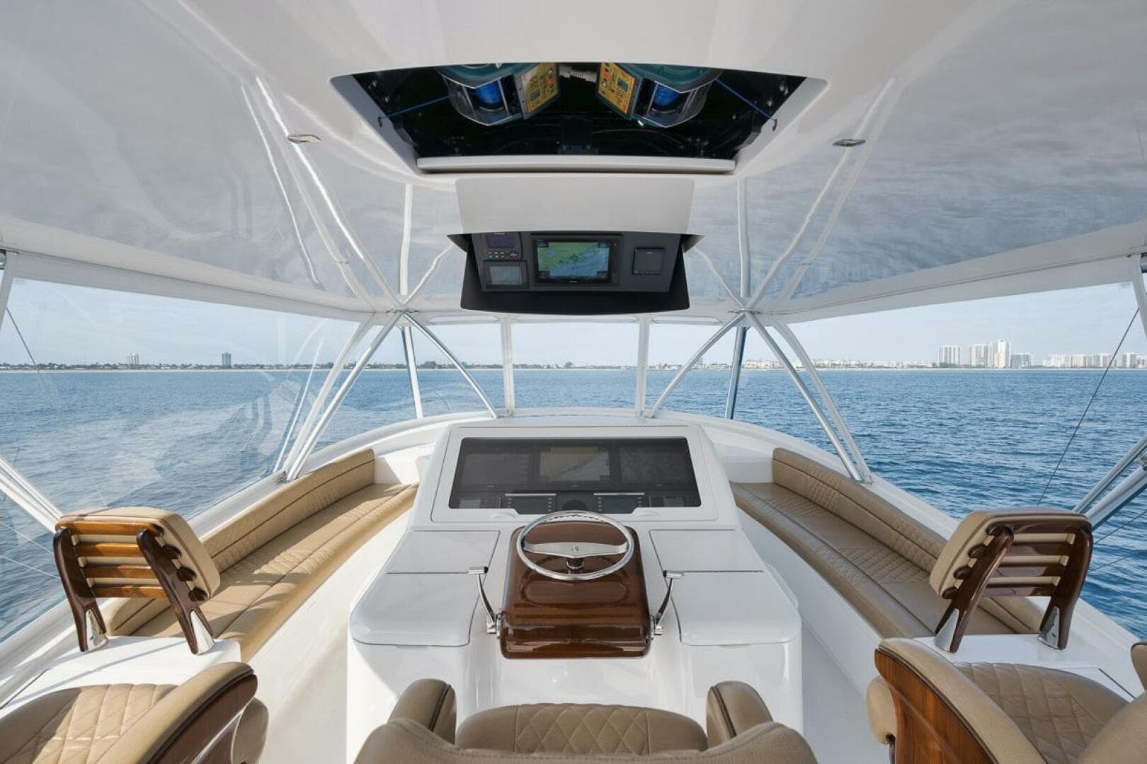 2019 Viking 68 Convertible — photo 45