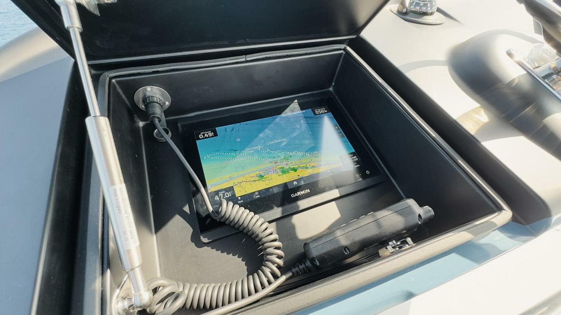 2019 Viking 68 Convertible — photo 55