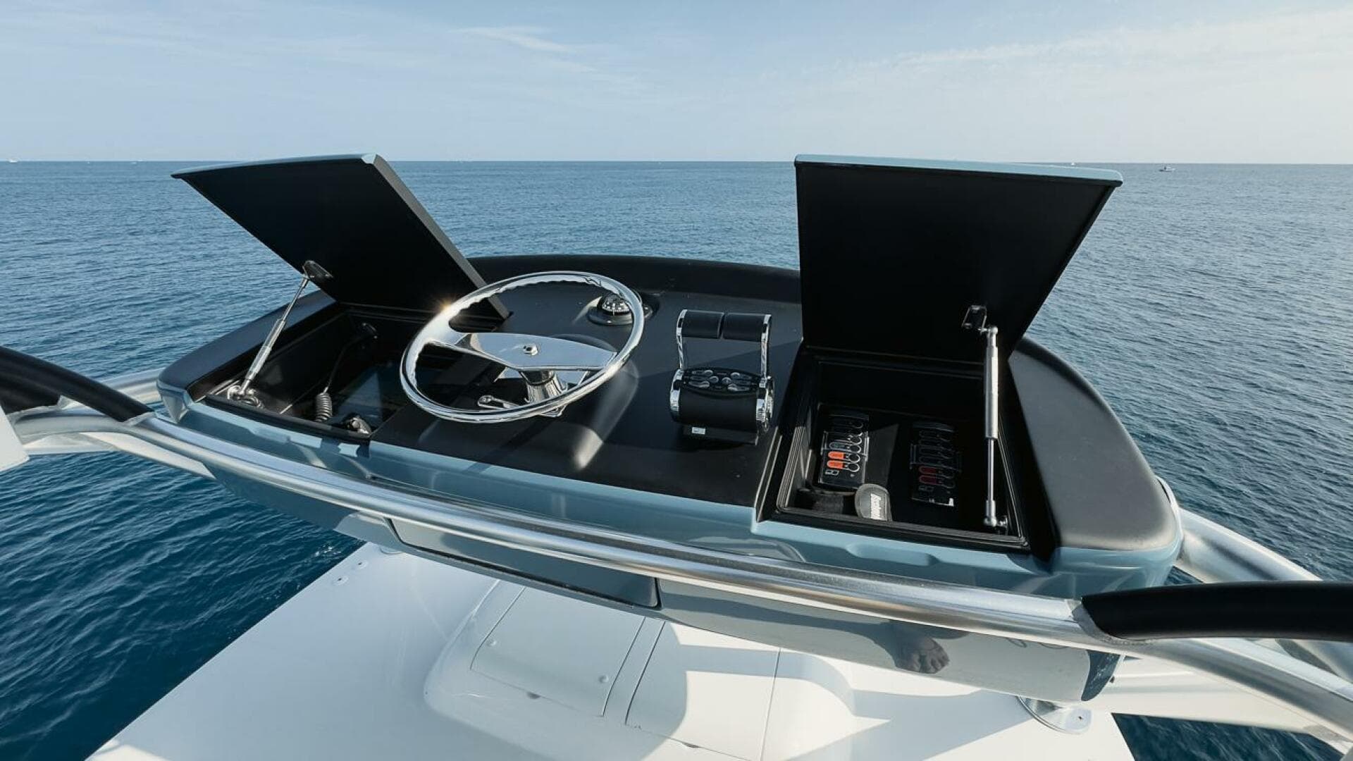 2019 Viking 68 Convertible — photo 54