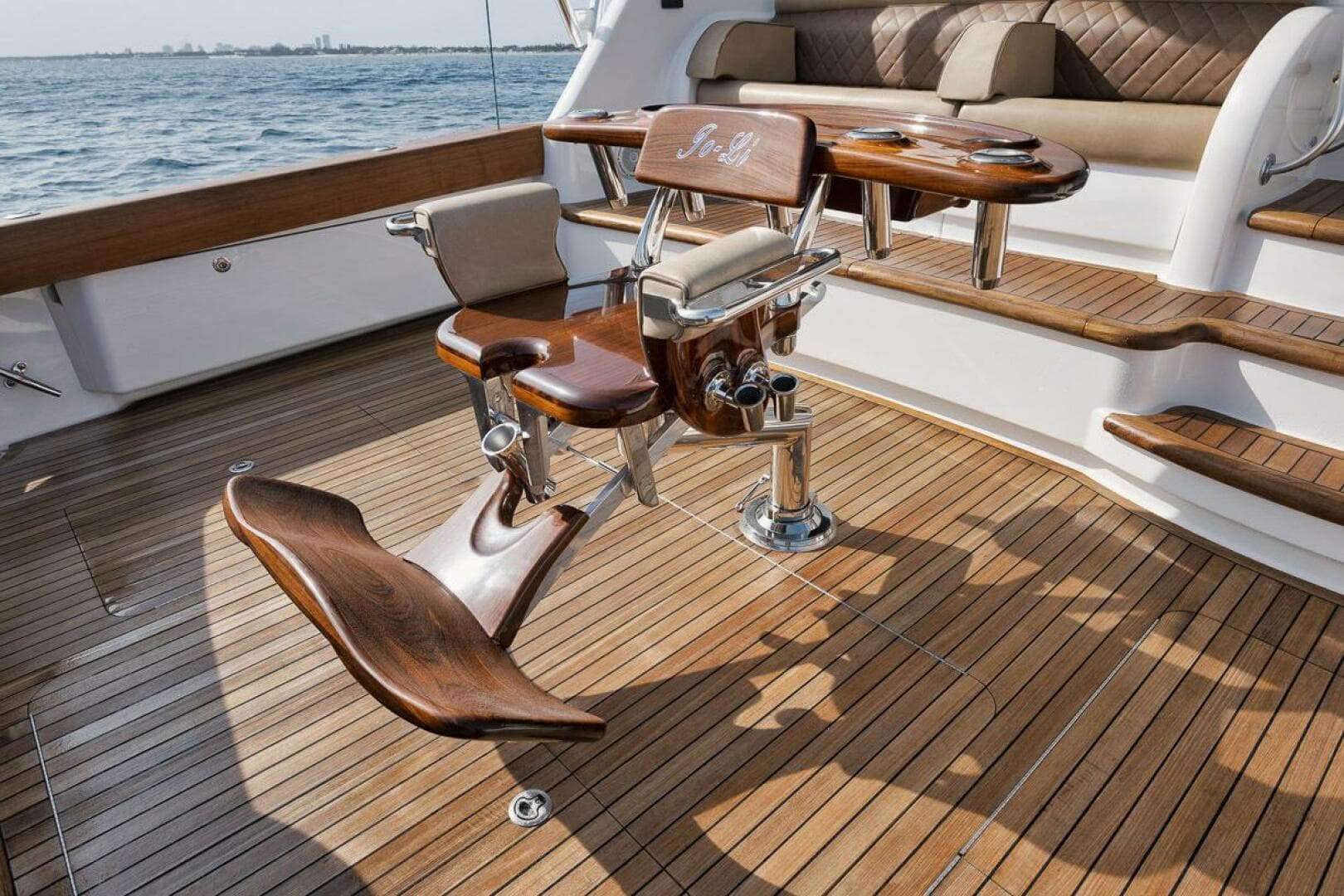 2019 Viking 68 Convertible — photo 31