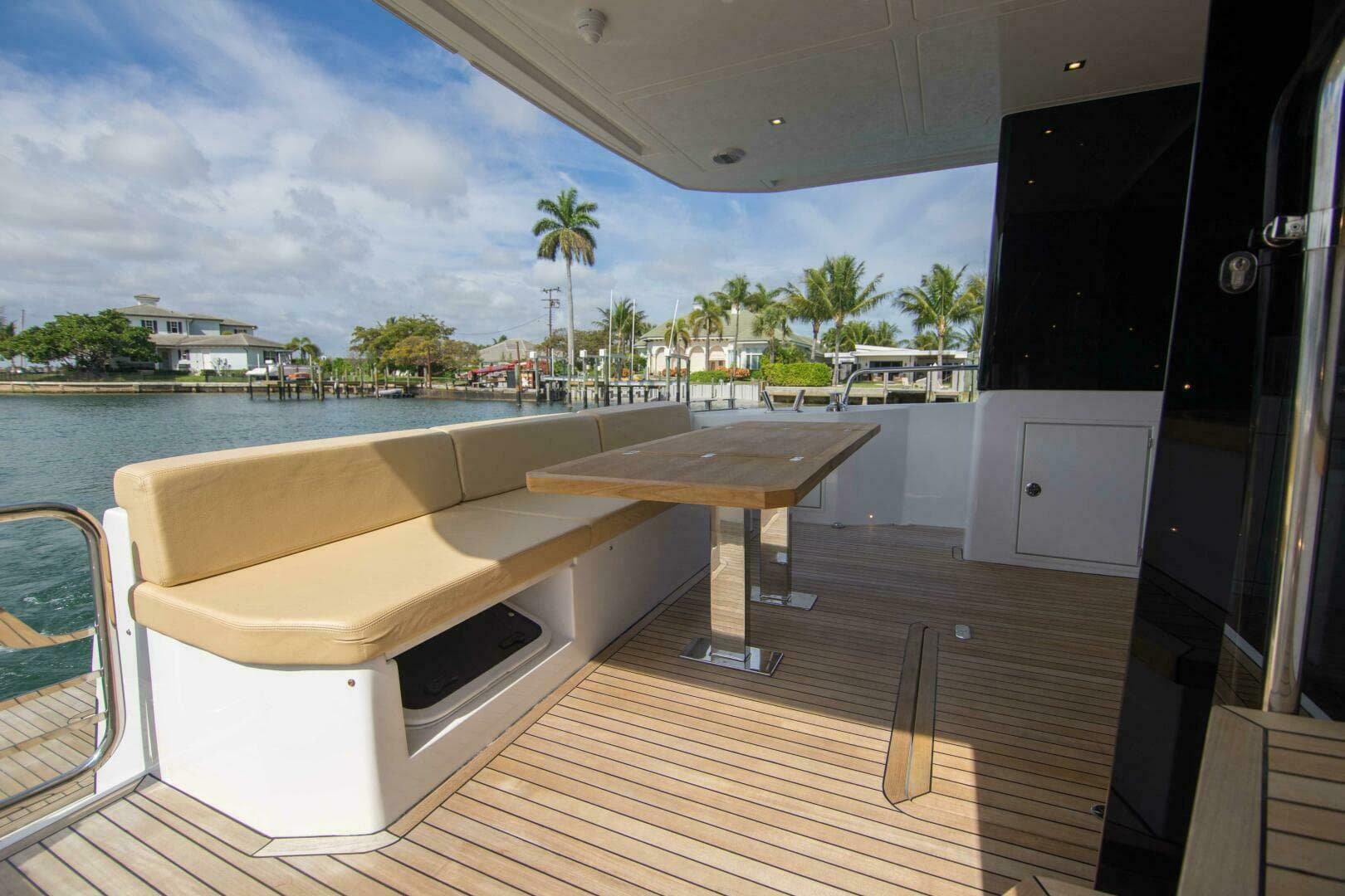 2019 Sundeck Yachts 580 Sport — photo 55