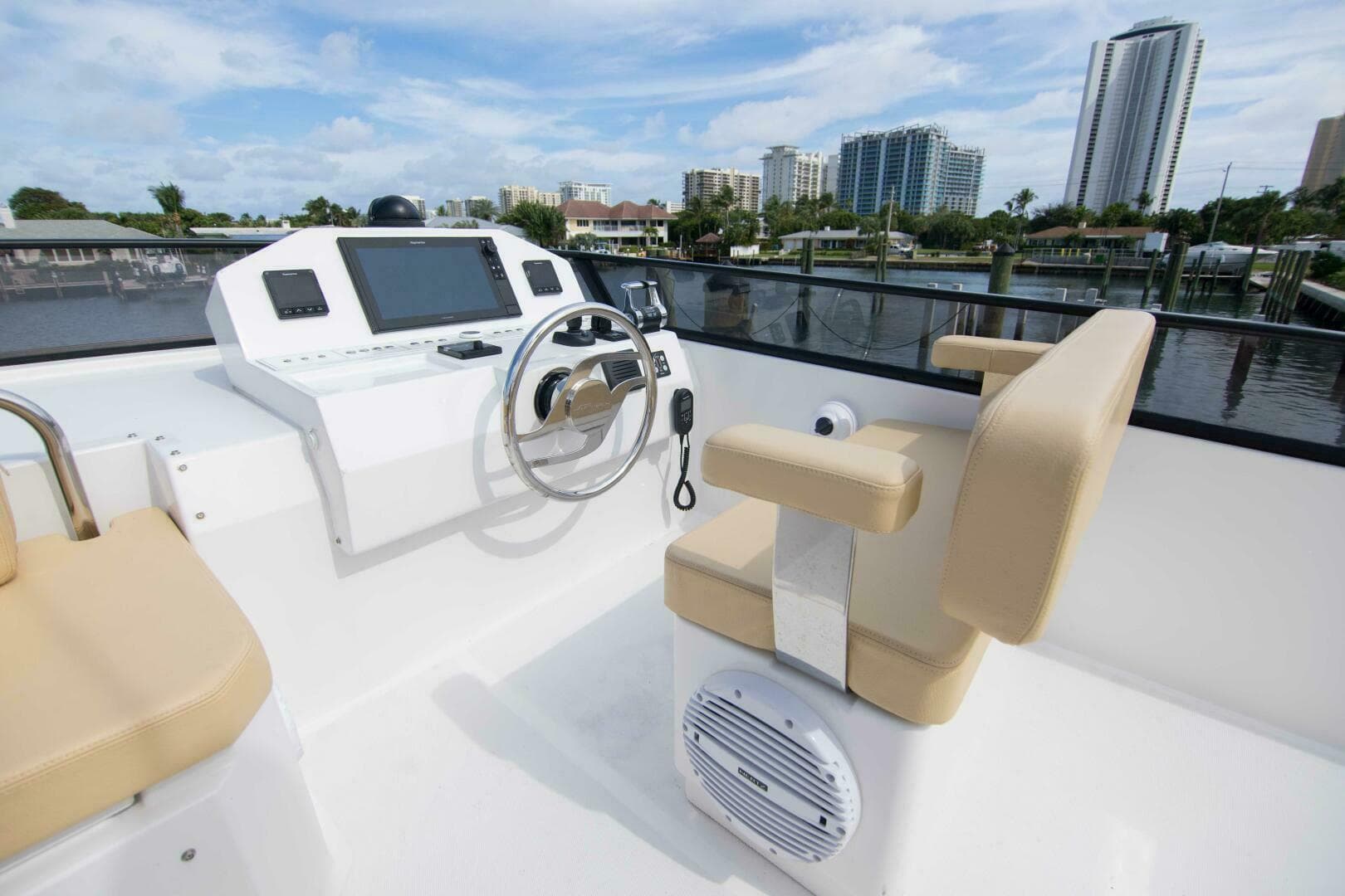 2019 Sundeck Yachts 580 Sport — photo 69