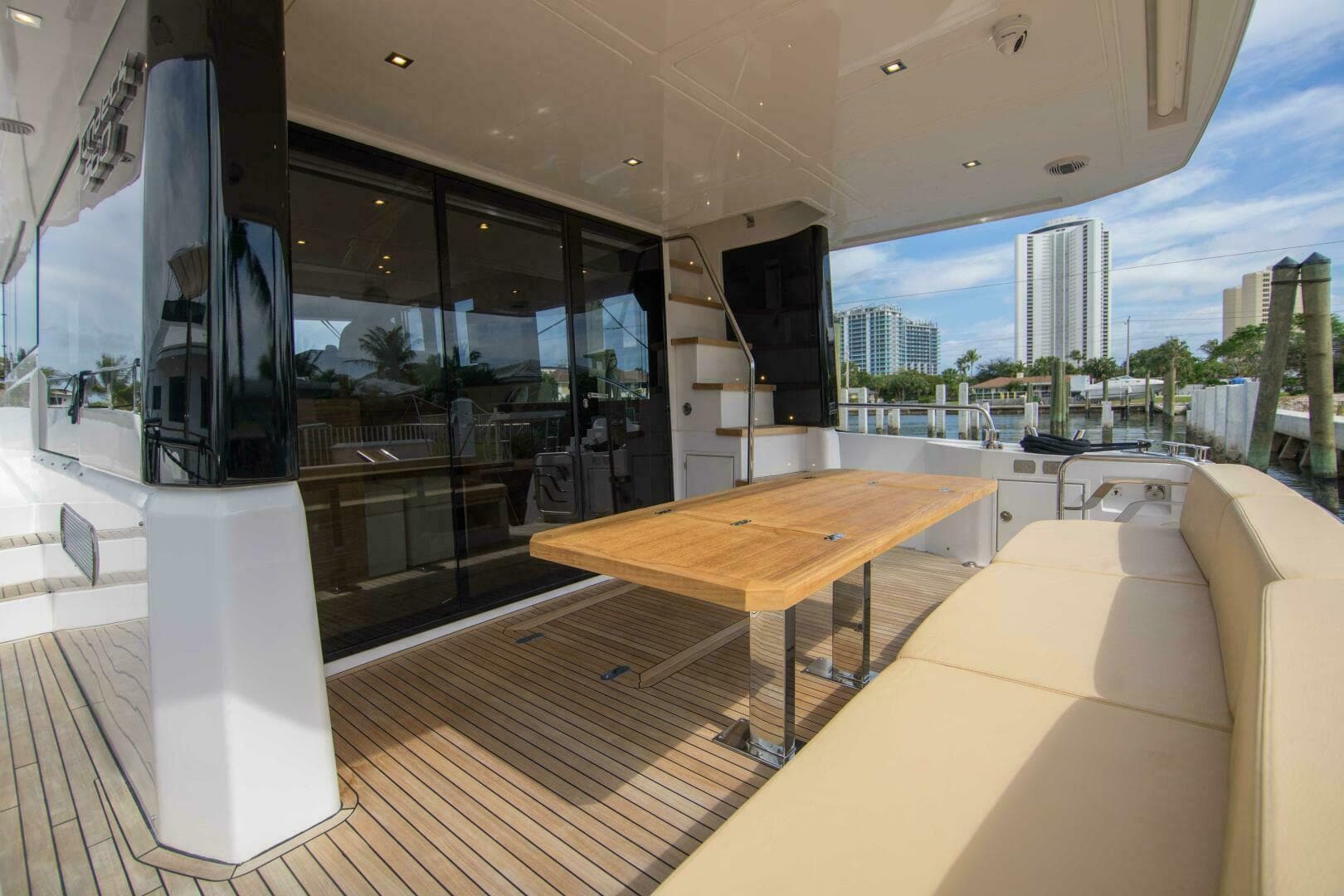 2019 Sundeck Yachts 580 Sport — photo 52
