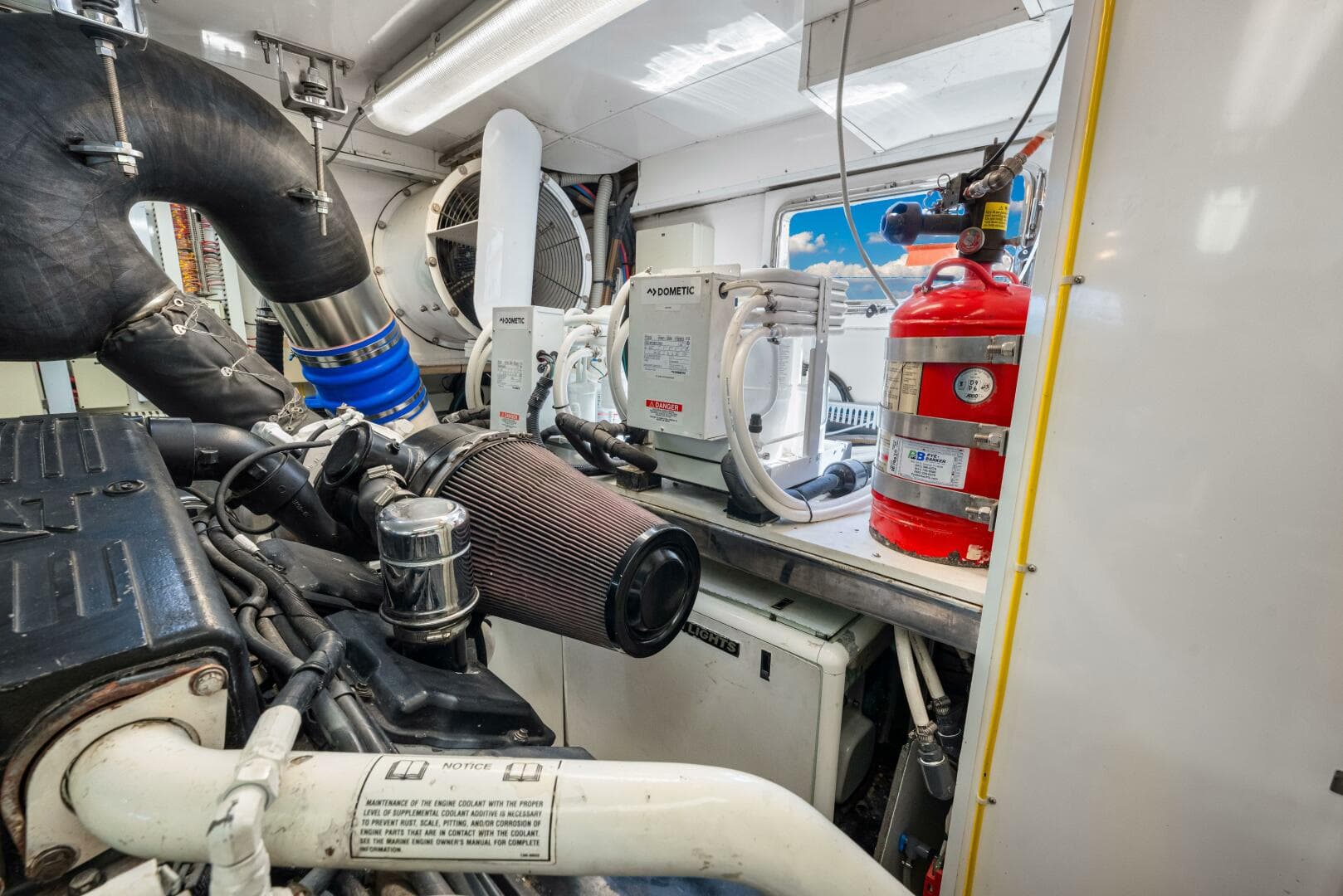 2010 Ocean Alexander 83 — photo 66