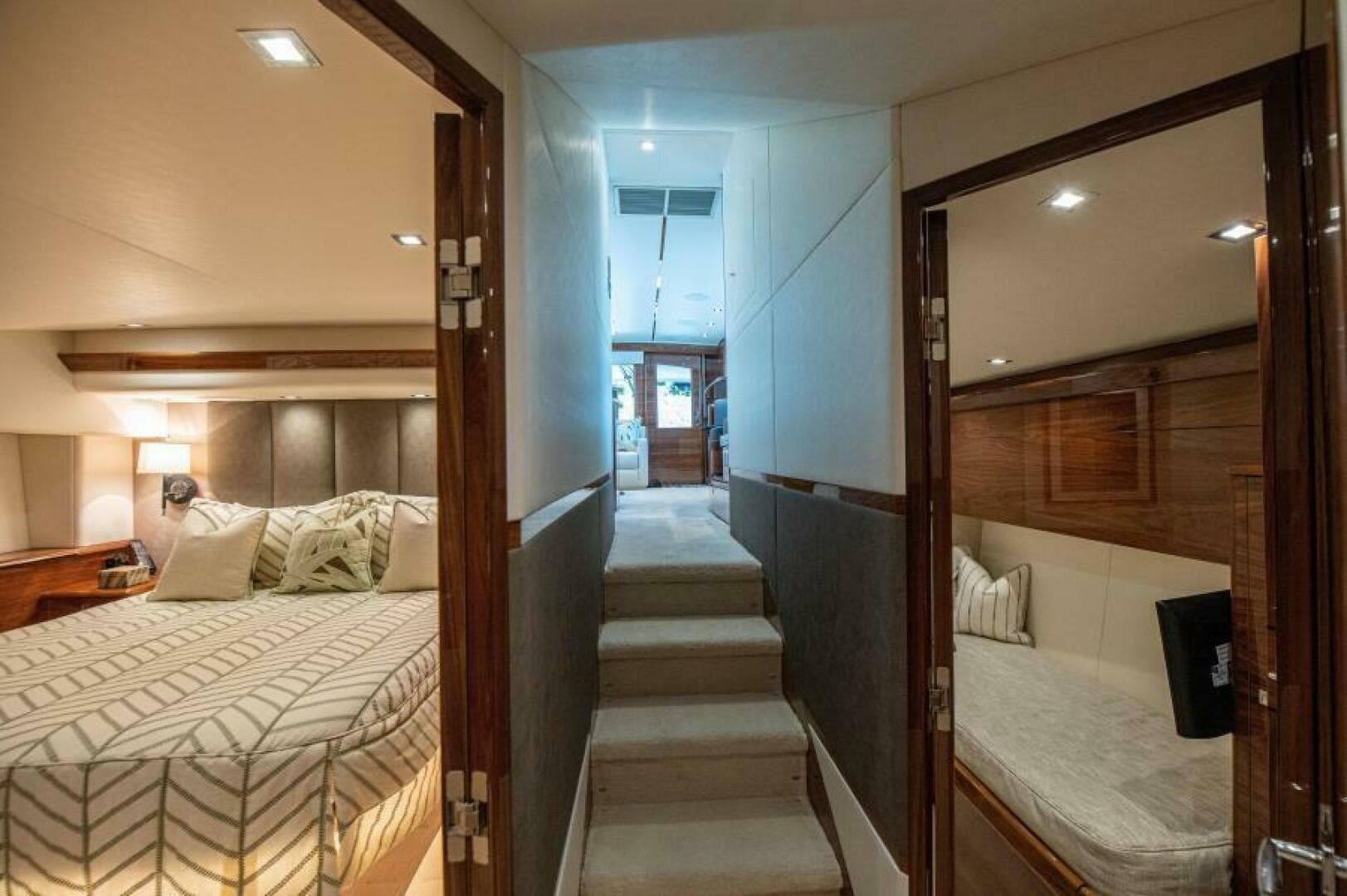 2023 Viking 64 Convertible — photo 21