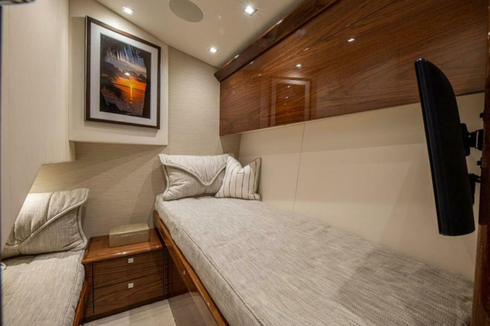 2023 Viking 64 Convertible — photo 27