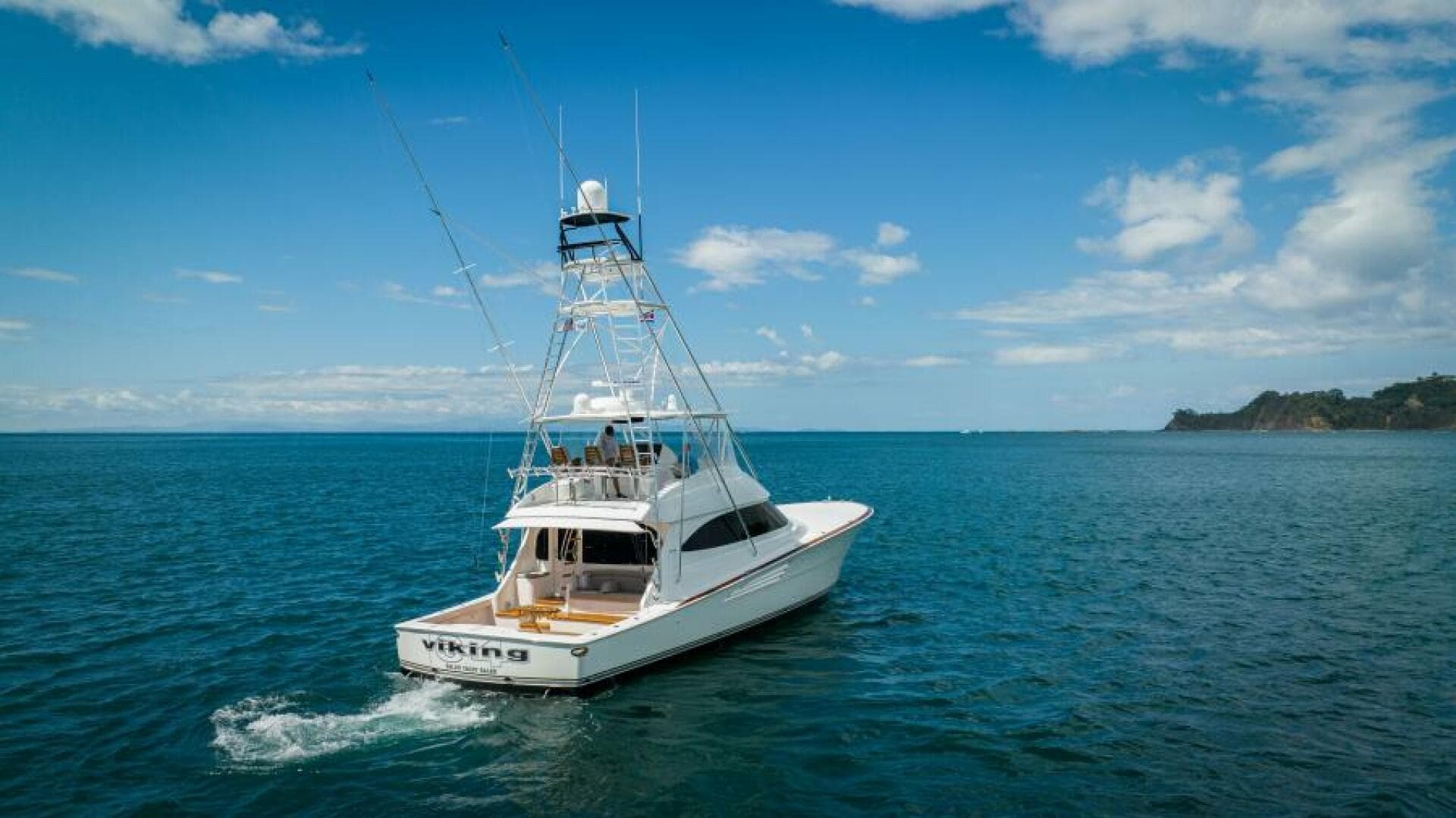 2023 Viking 64 Convertible — photo 64