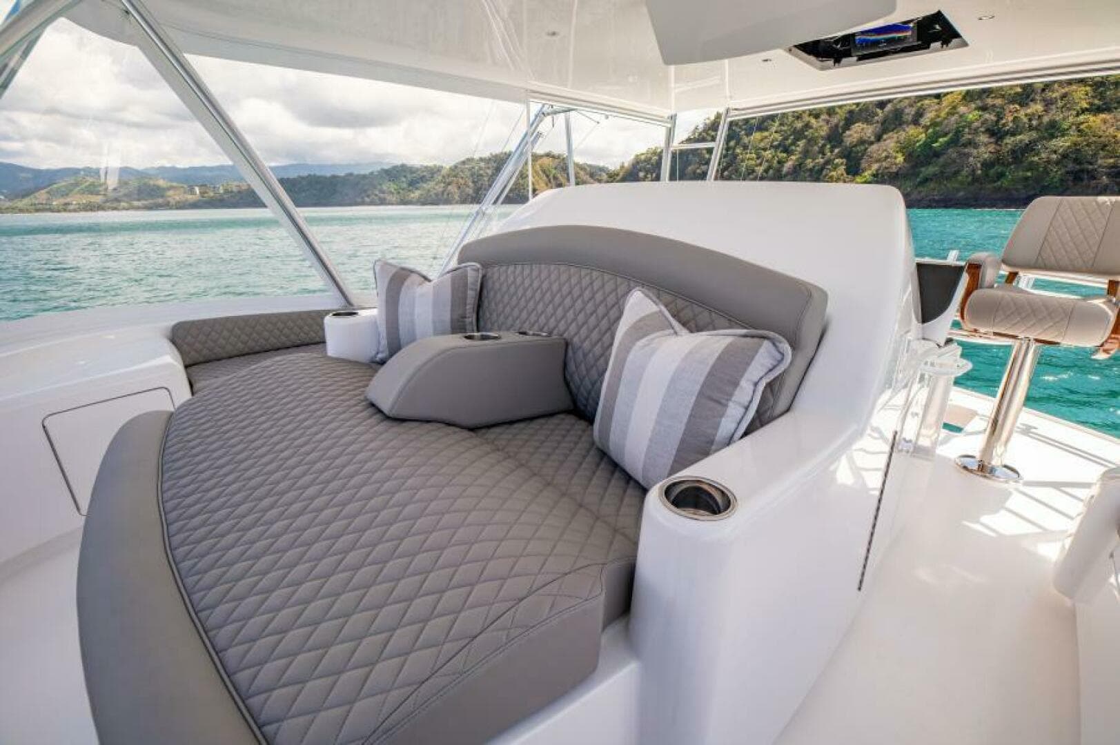 2023 Viking 64 Convertible — photo 45