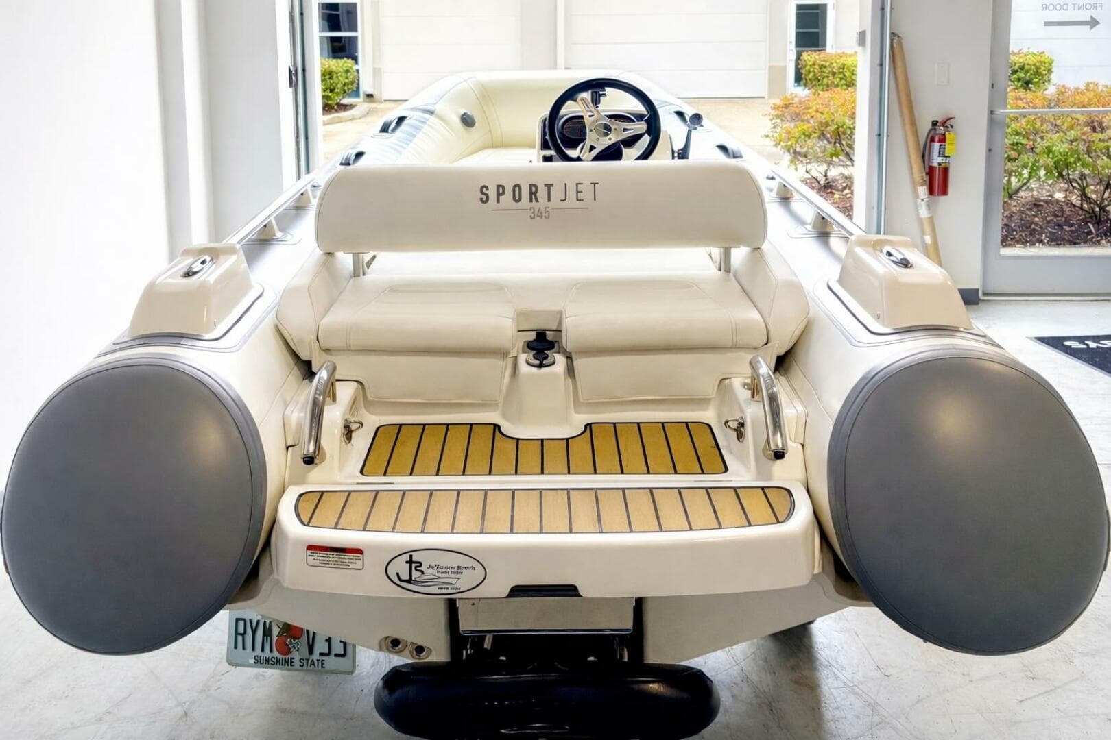 2022 Williams Jet Tenders 345 Sport Jet — photo 12