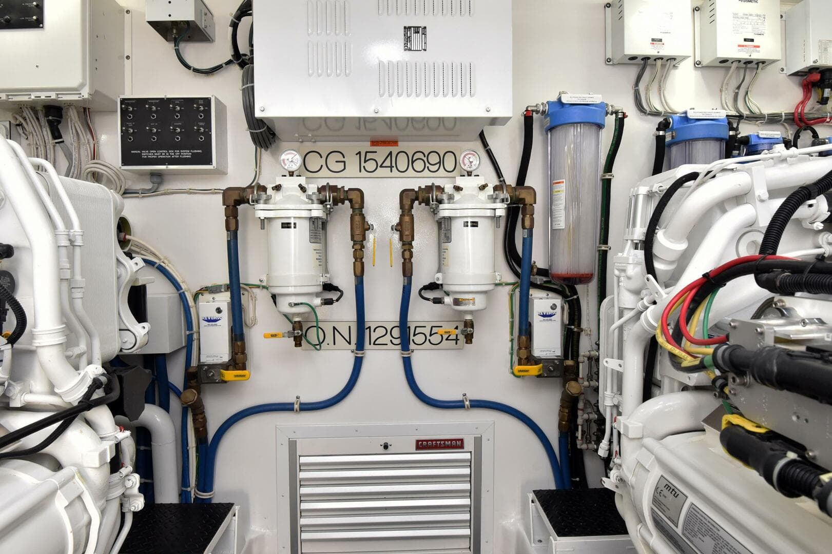 2019 Viking 80 Skybridge — photo 121