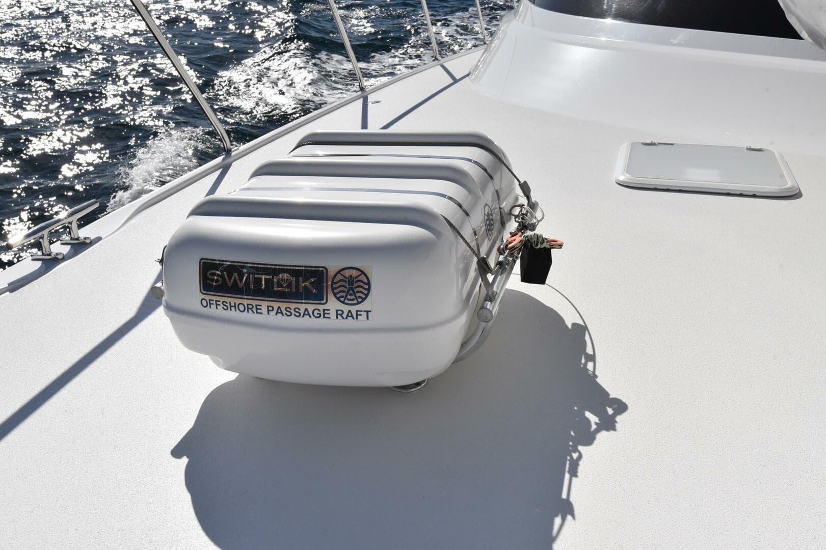 2019 Viking 80 Skybridge — photo 87