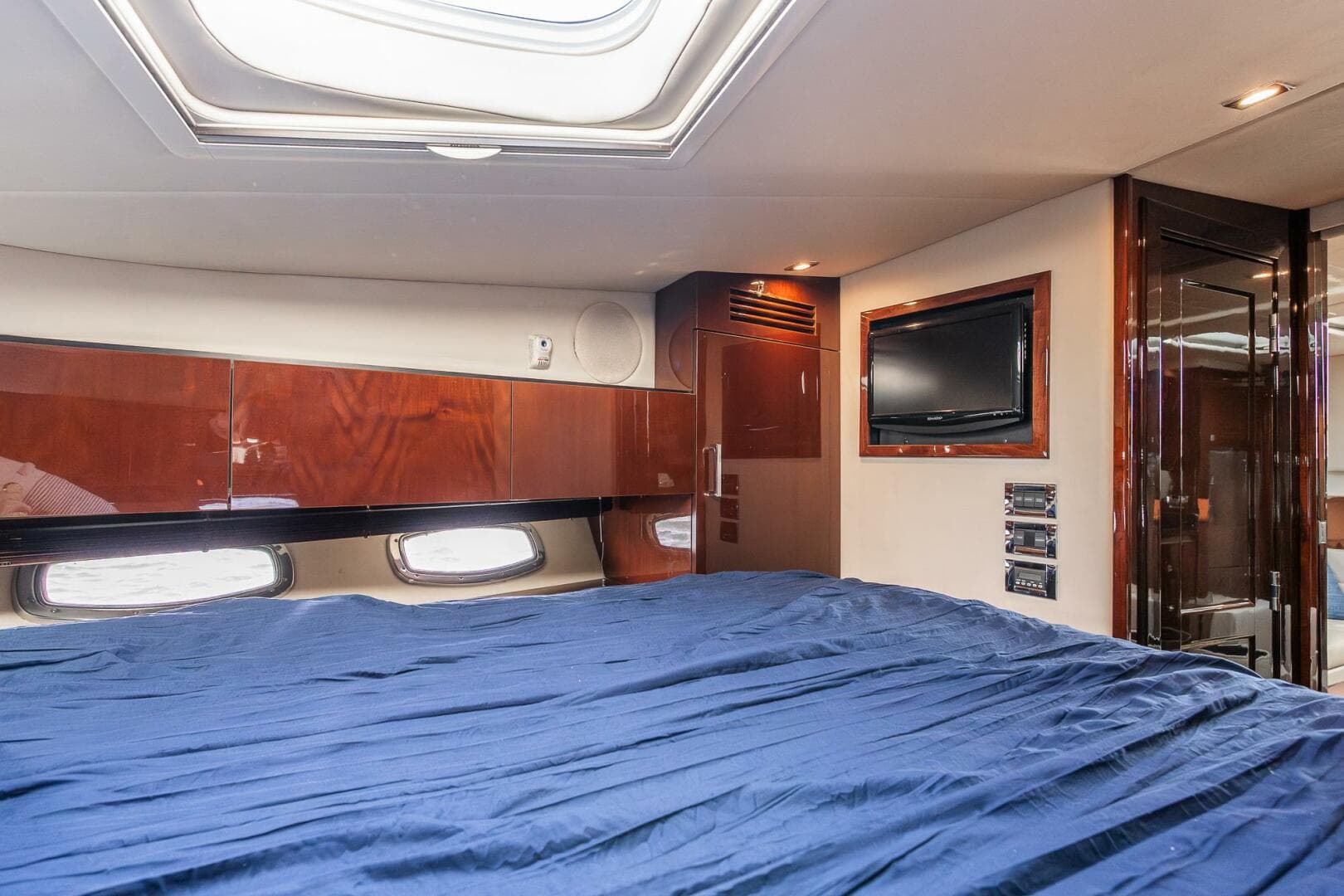 2009 Sea Ray 47 Sundancer — photo 18