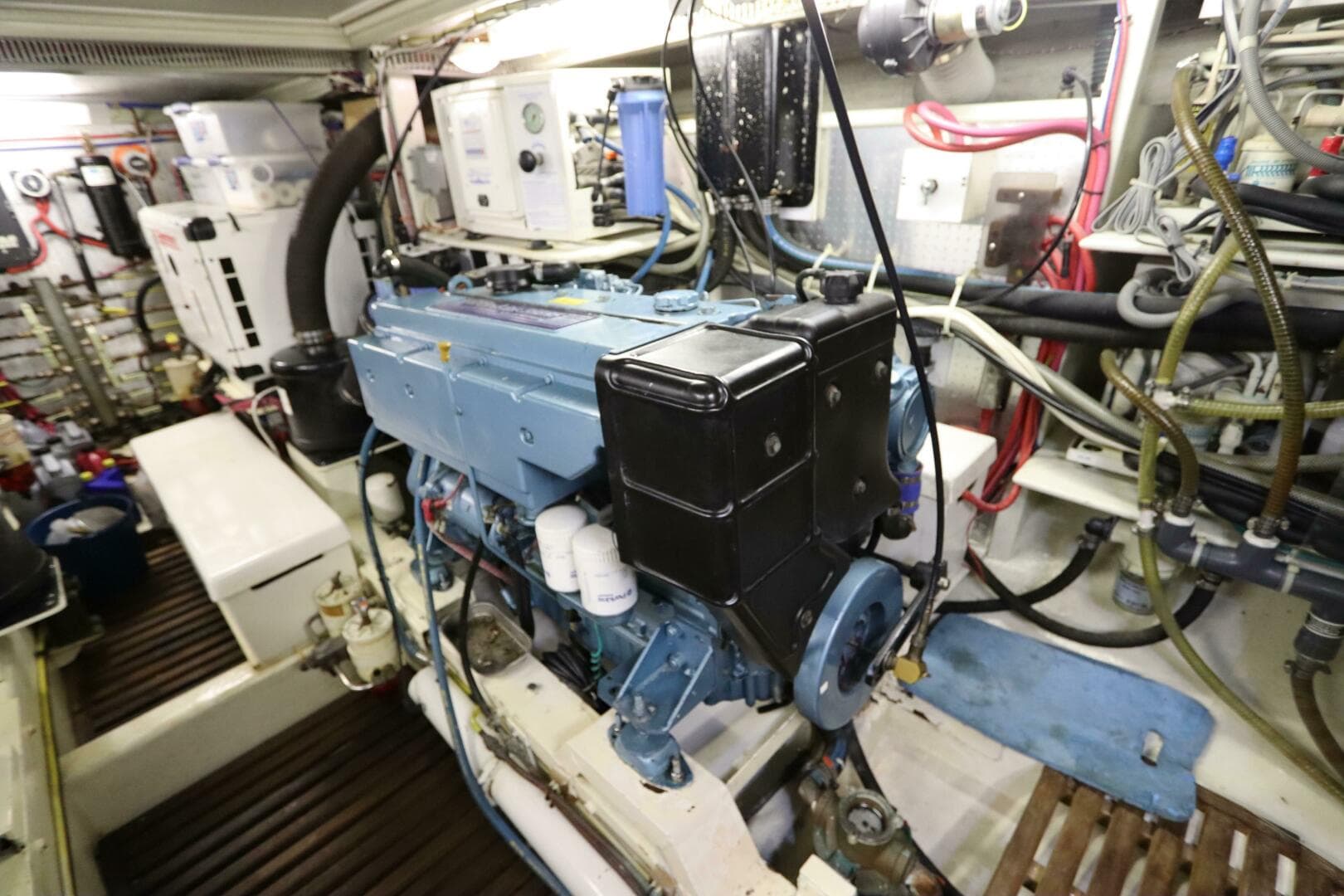 2005 Defever Cockpit — photo 85