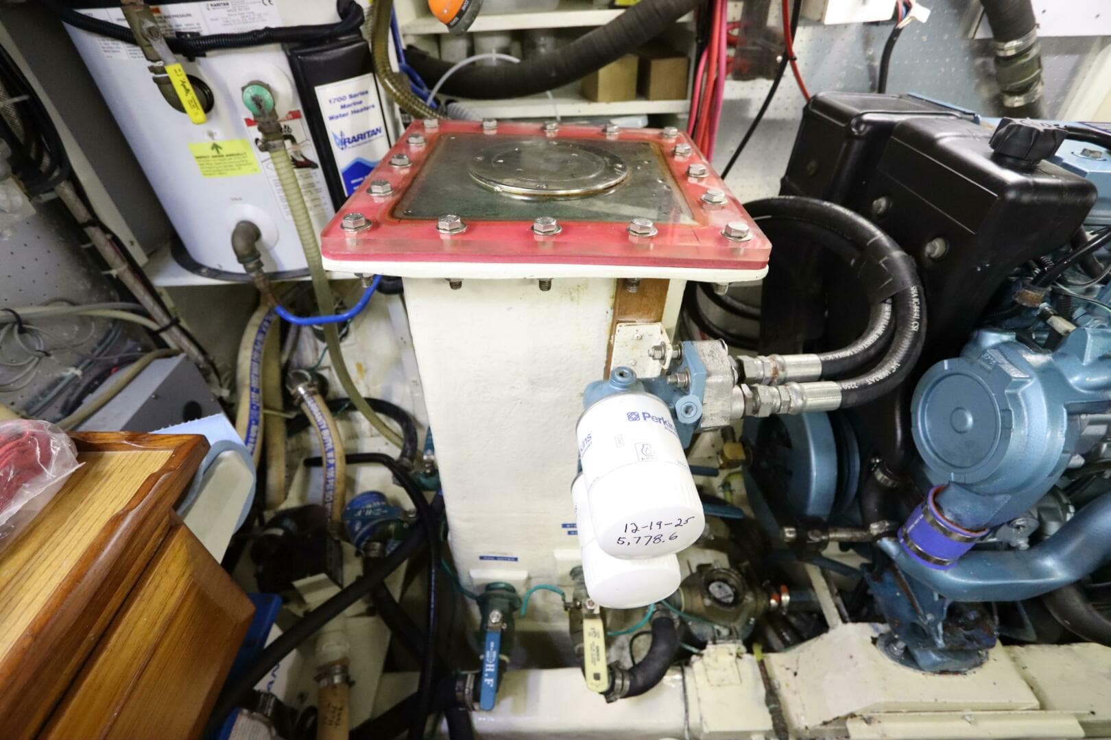 2005 Defever Cockpit — photo 90