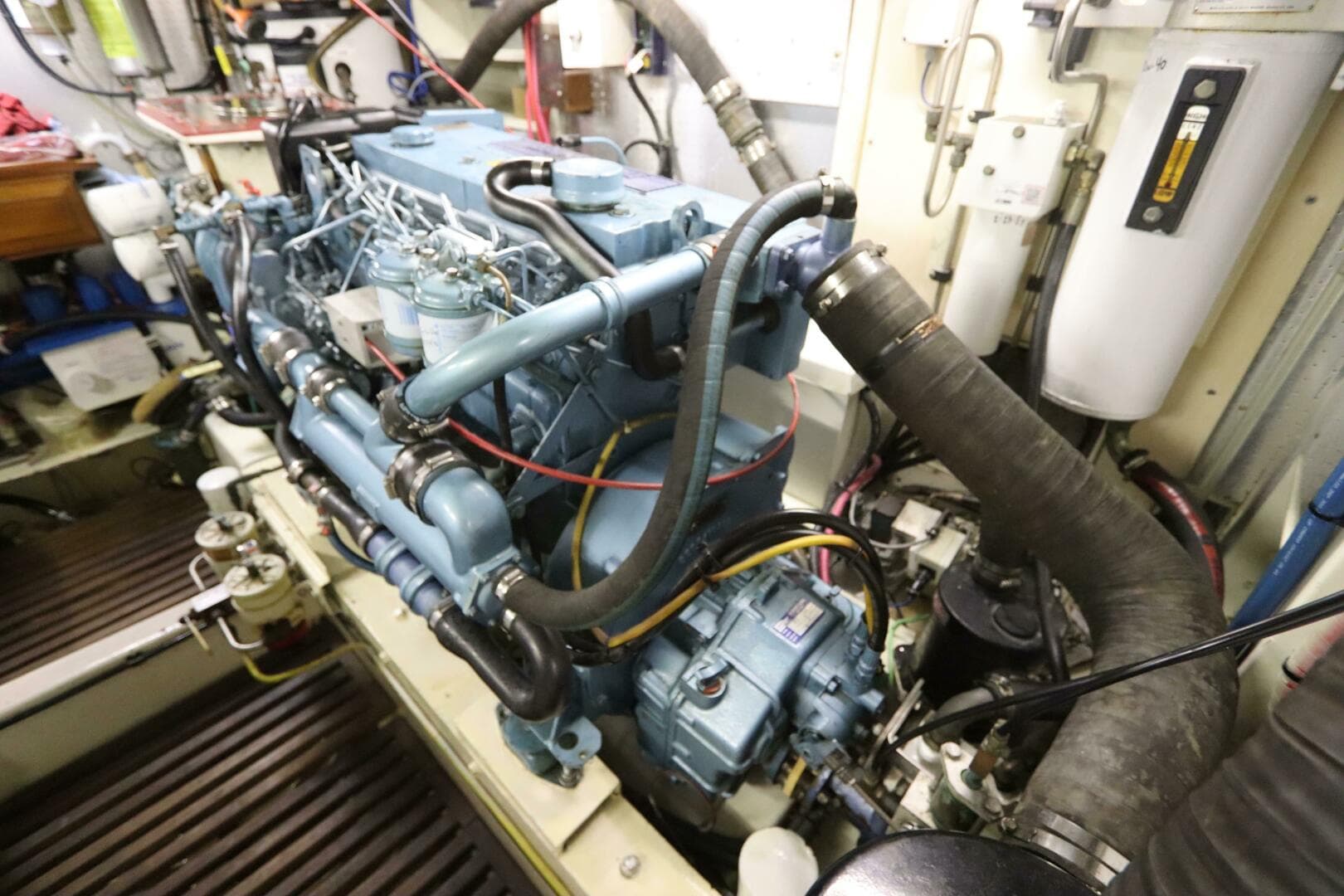 2005 Defever Cockpit — photo 88