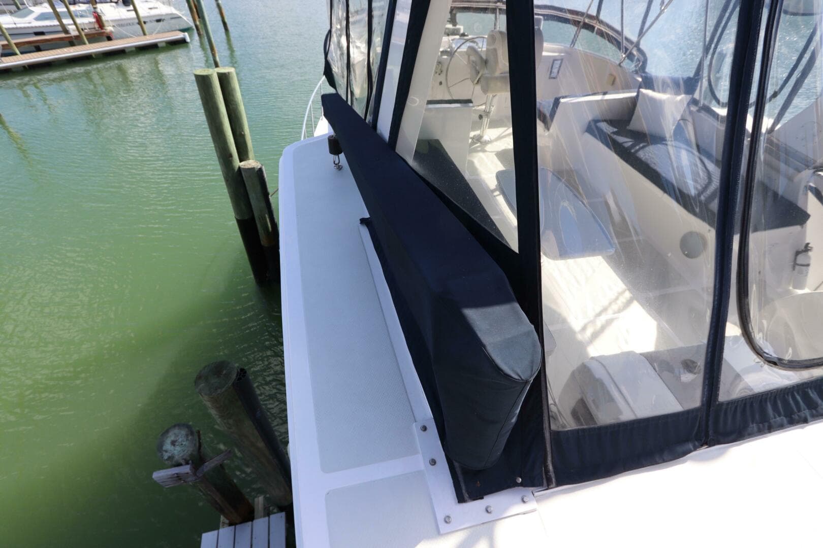 2005 Defever Cockpit — photo 43