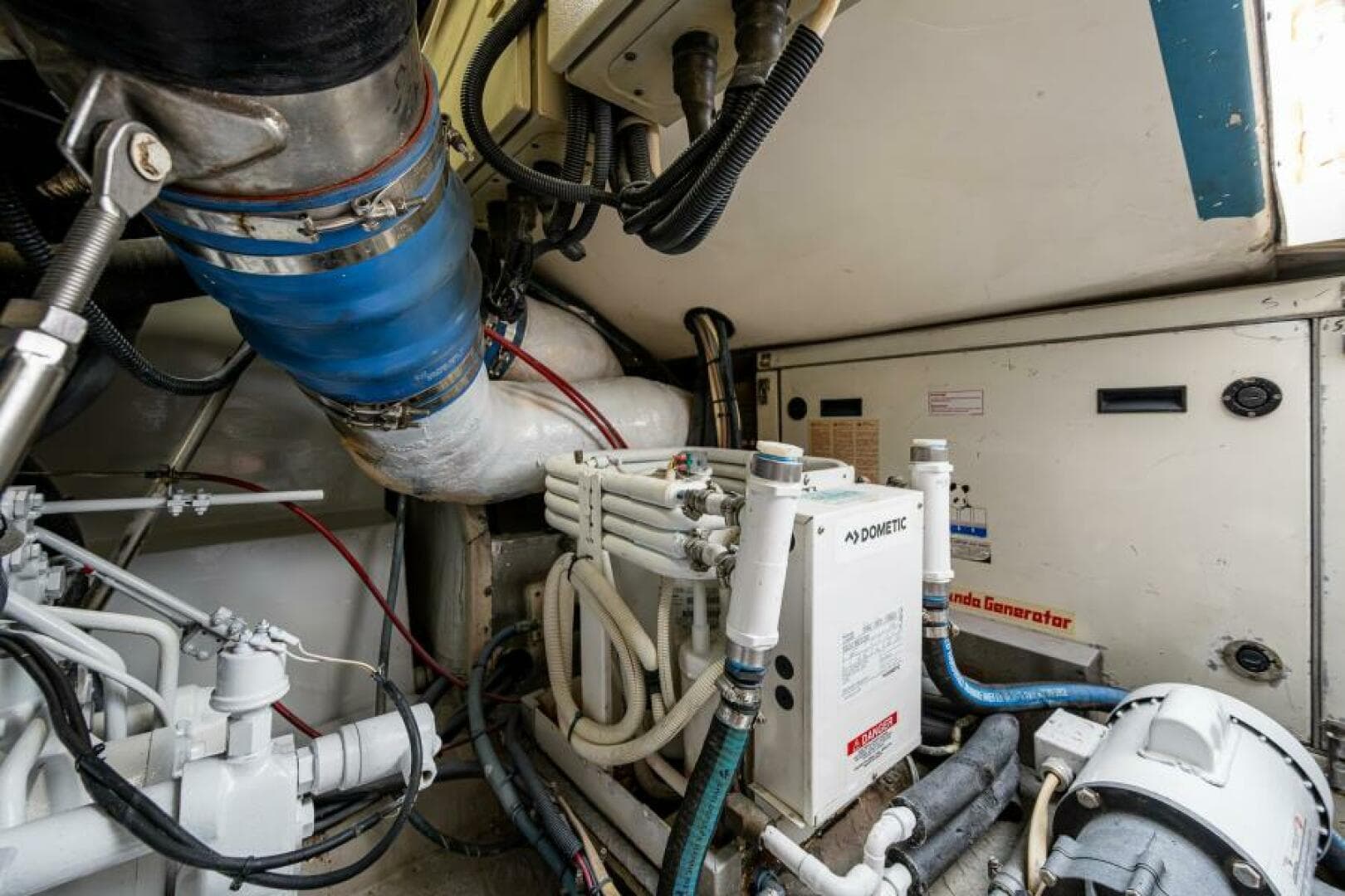 1999 Ocean Yachts Convertible — photo 78