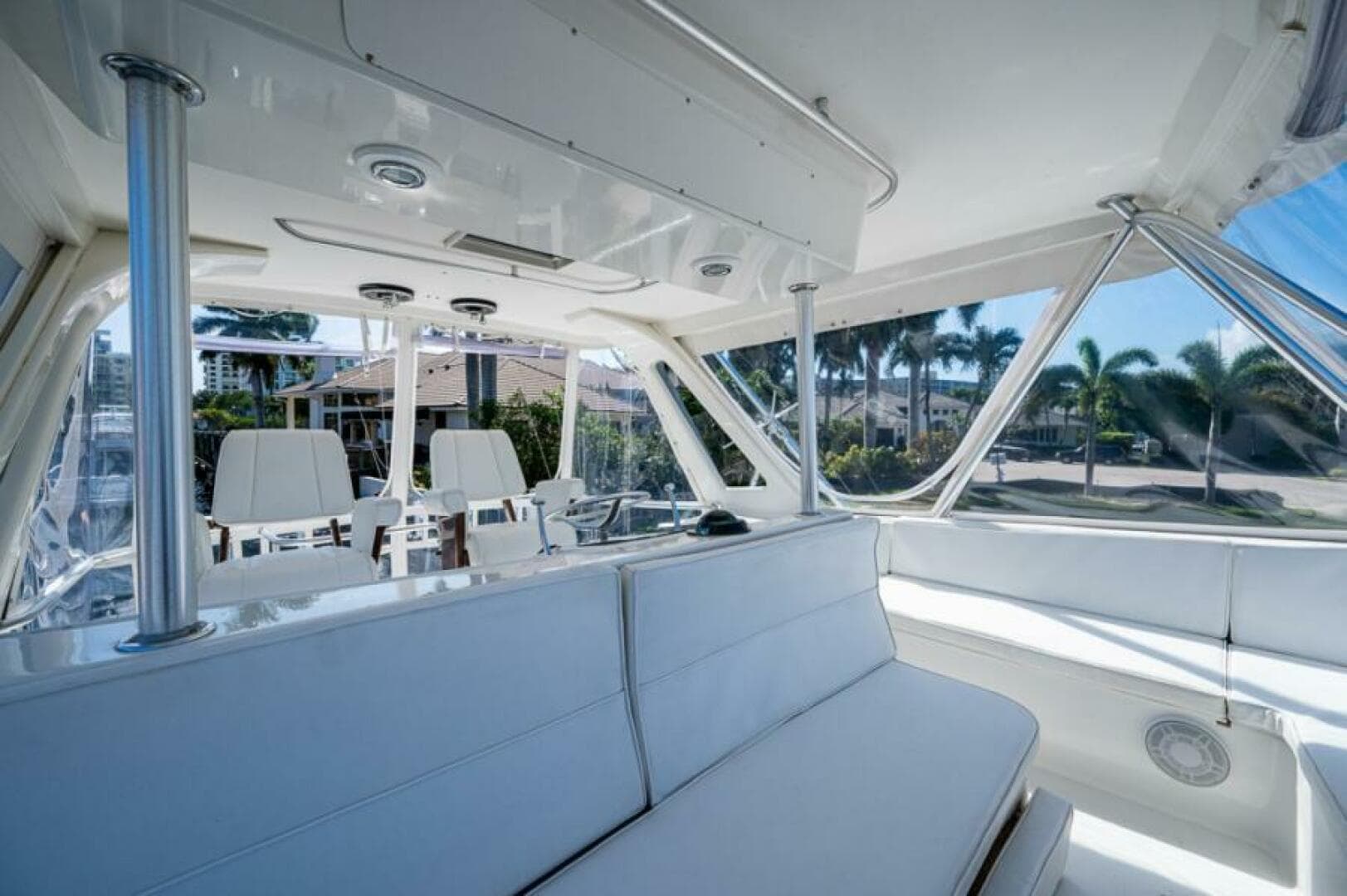 1999 Ocean Yachts Convertible — photo 34