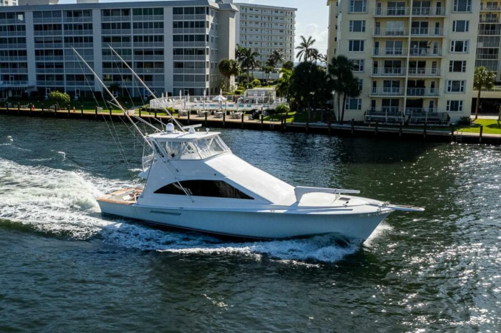 1999 Ocean Yachts Convertible — photo 16