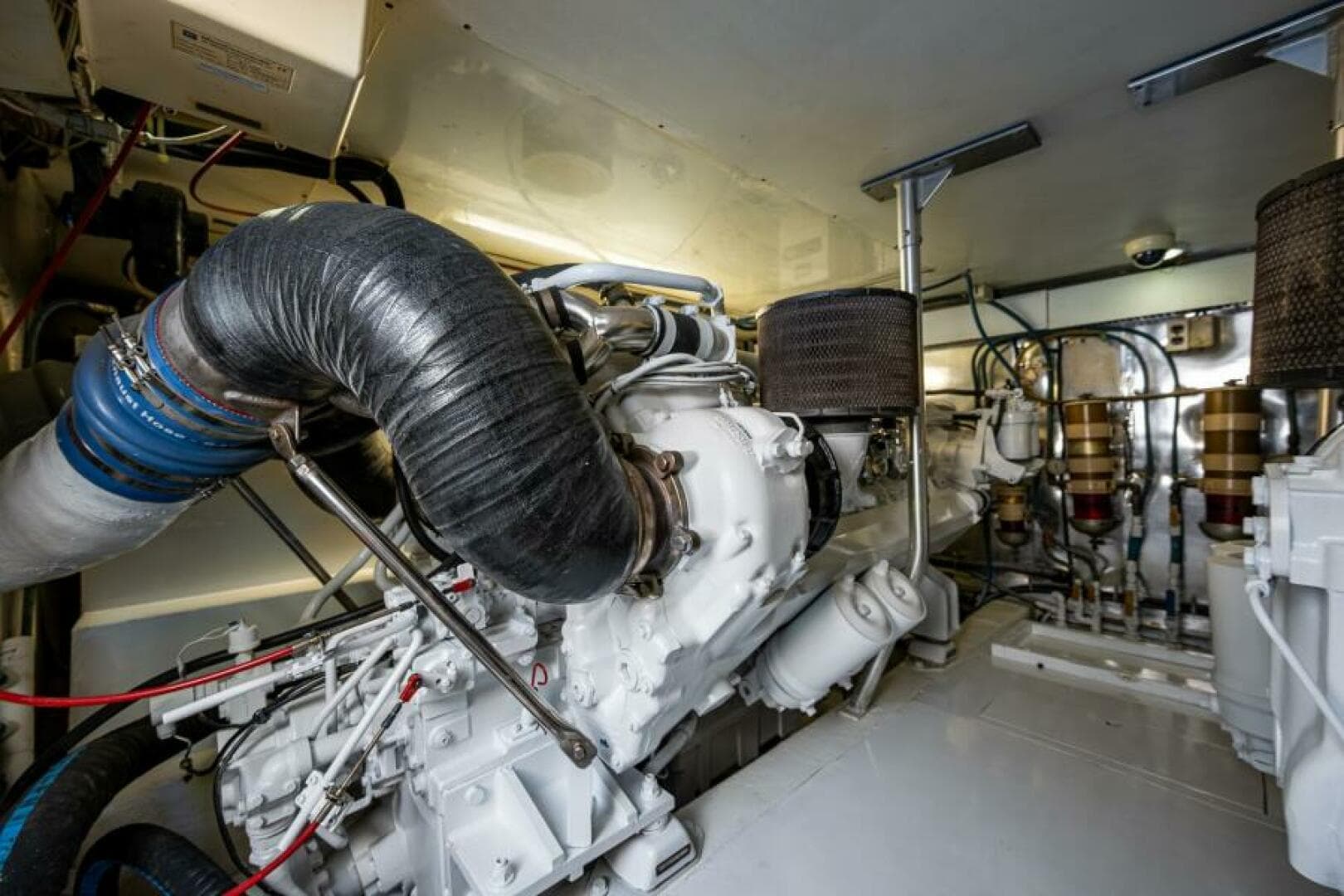 1999 Ocean Yachts Convertible — photo 72