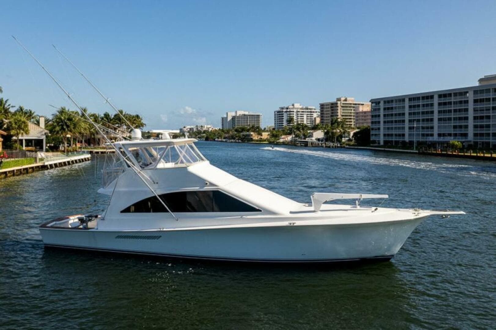 1999 Ocean Yachts Convertible — photo 2