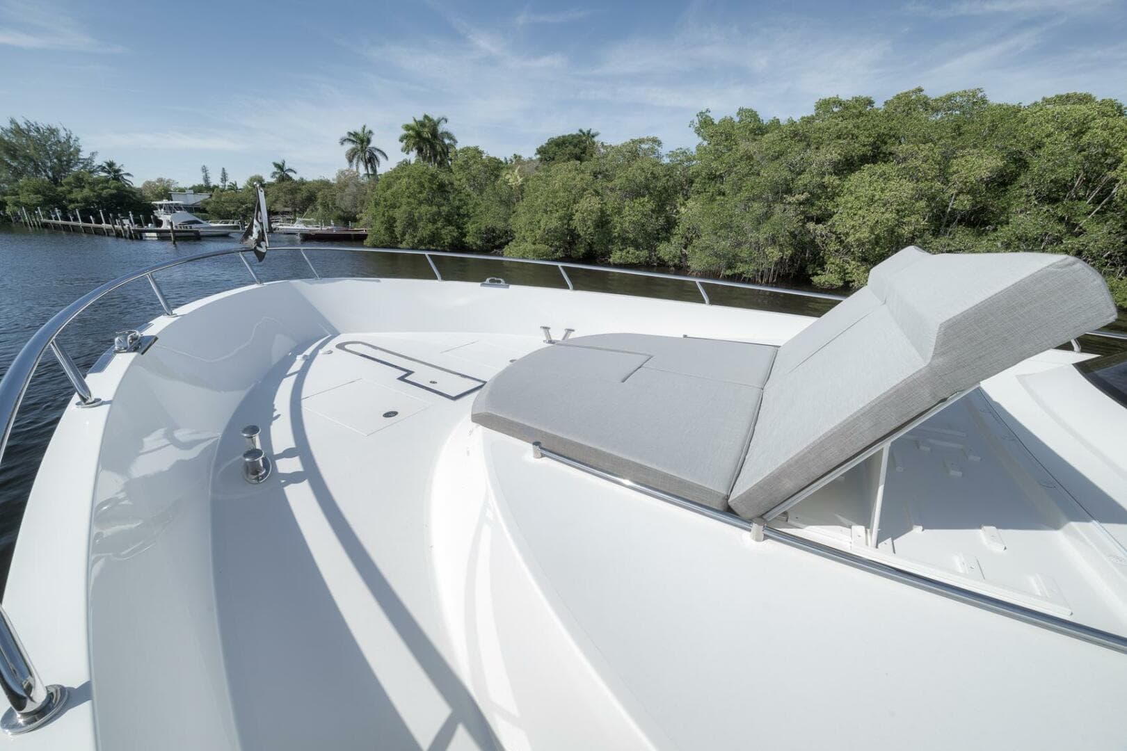 2017 Ocean Alexander 85 — photo 24