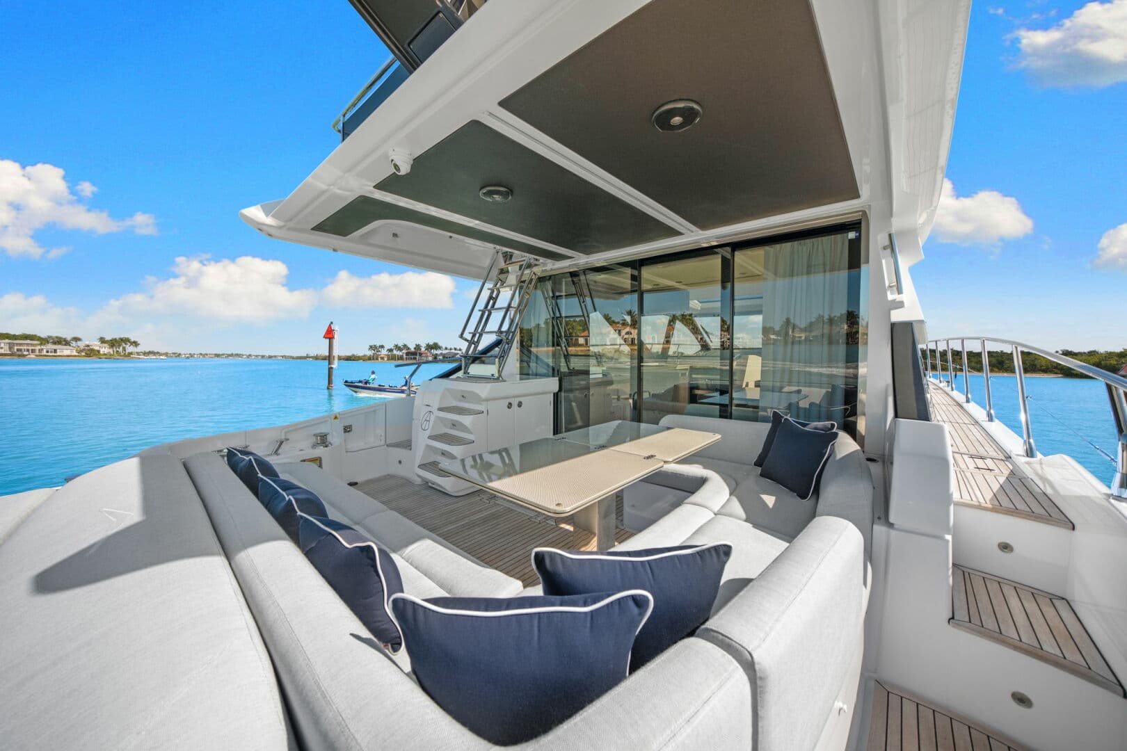 2022 Azimut S6 — photo 41