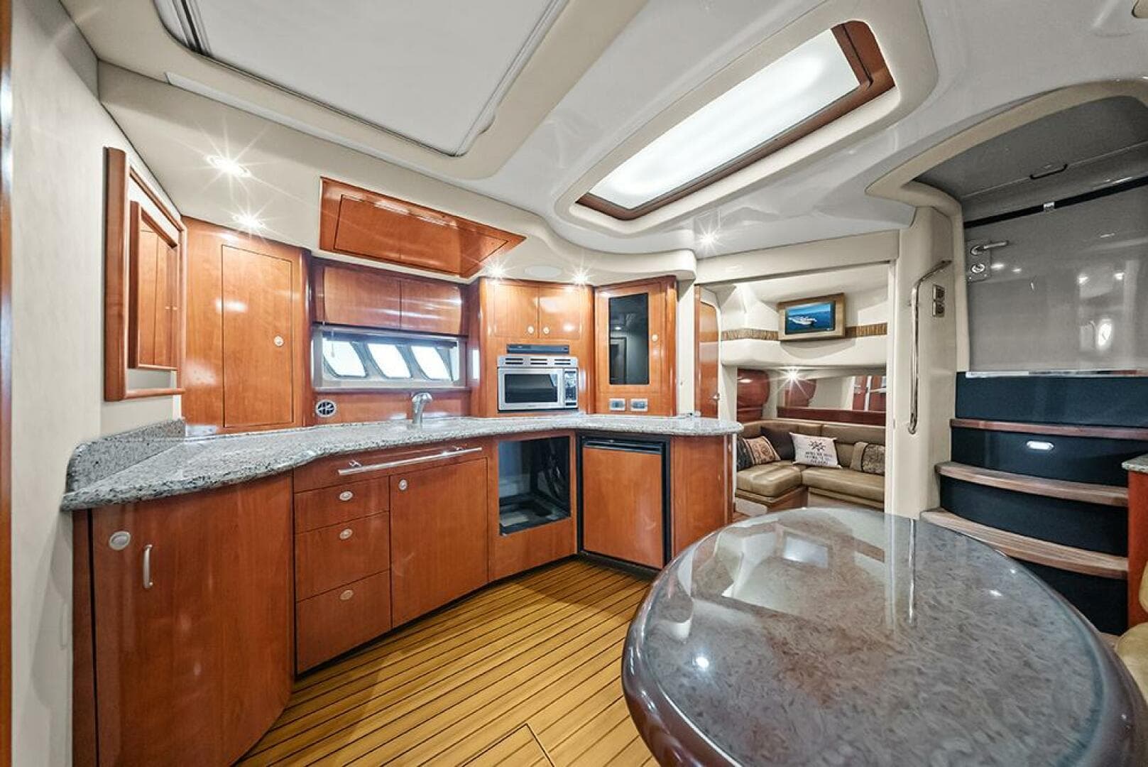 2006 Sea Ray 44 Sundancer — photo 26