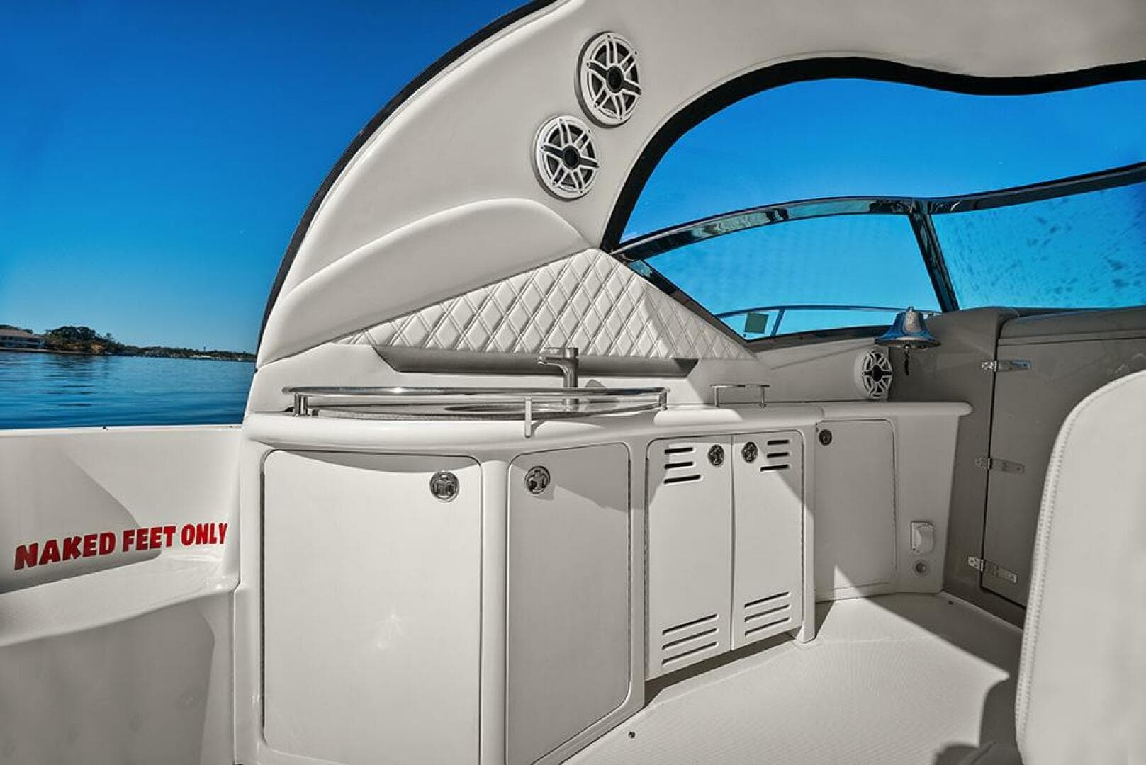 2006 Sea Ray 44 Sundancer — photo 19