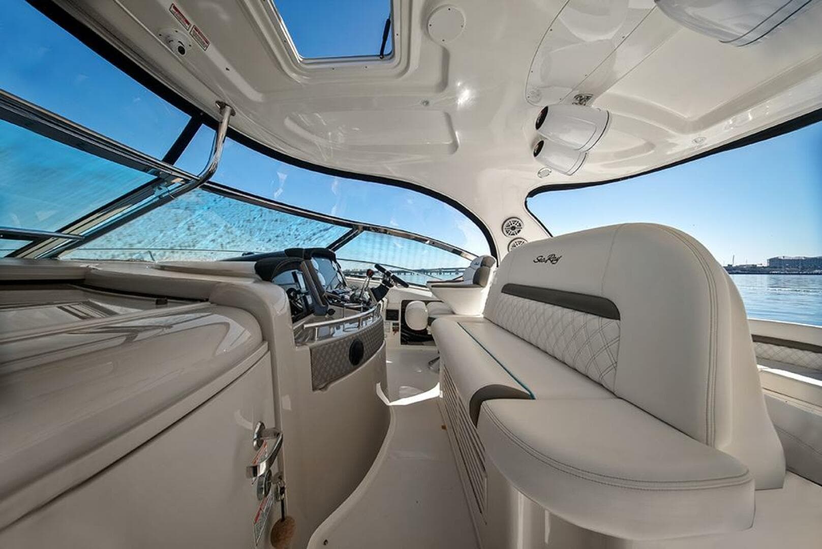 2006 Sea Ray 44 Sundancer — photo 23