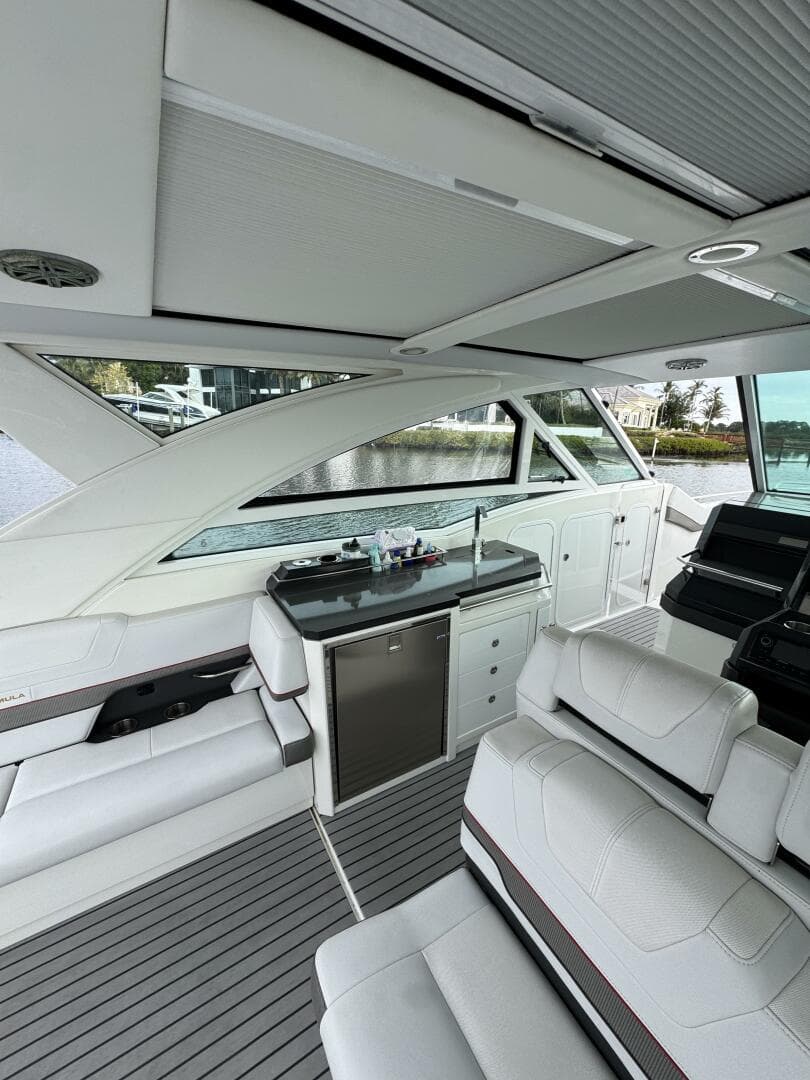 2018 Formula 430 Super Sport Crossover — photo 4