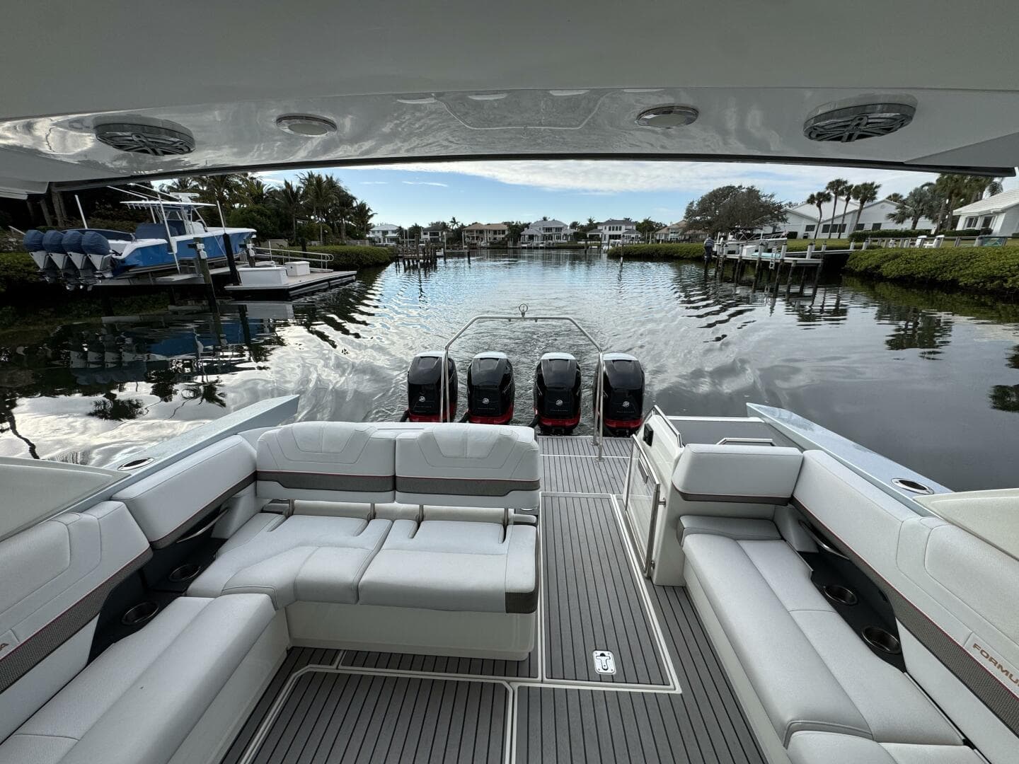 2018 Formula 430 Super Sport Crossover — photo 23