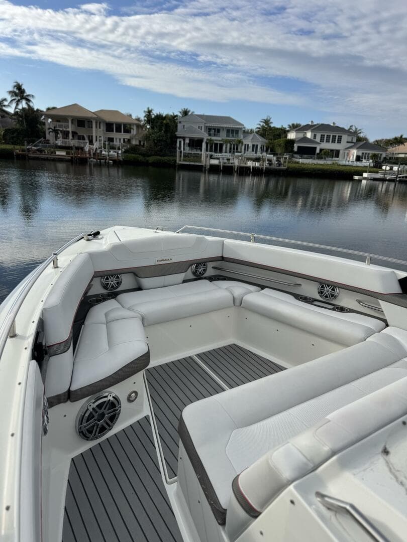 2018 Formula 430 Super Sport Crossover — photo 11