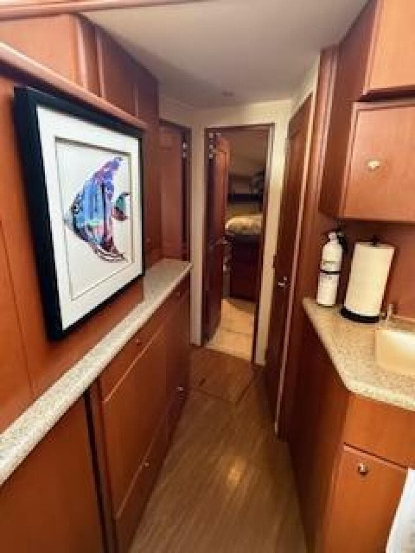 2006 Silverton 42 Convertible — photo 11