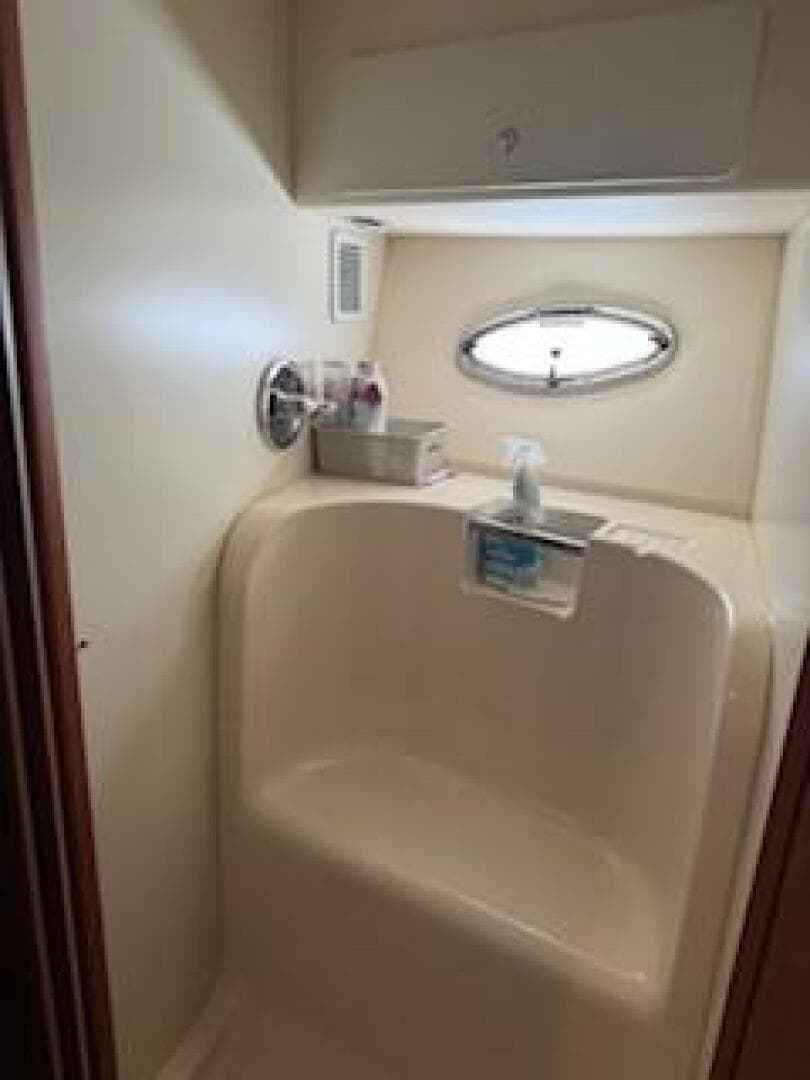 2006 Silverton 42 Convertible — photo 14