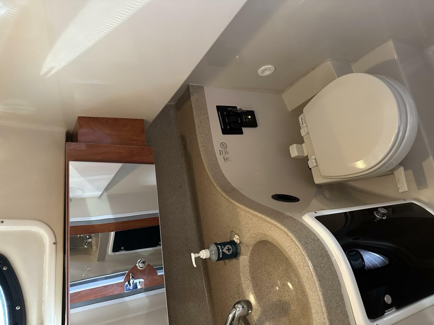 2015 Wellcraft 390 Coastal — photo 19