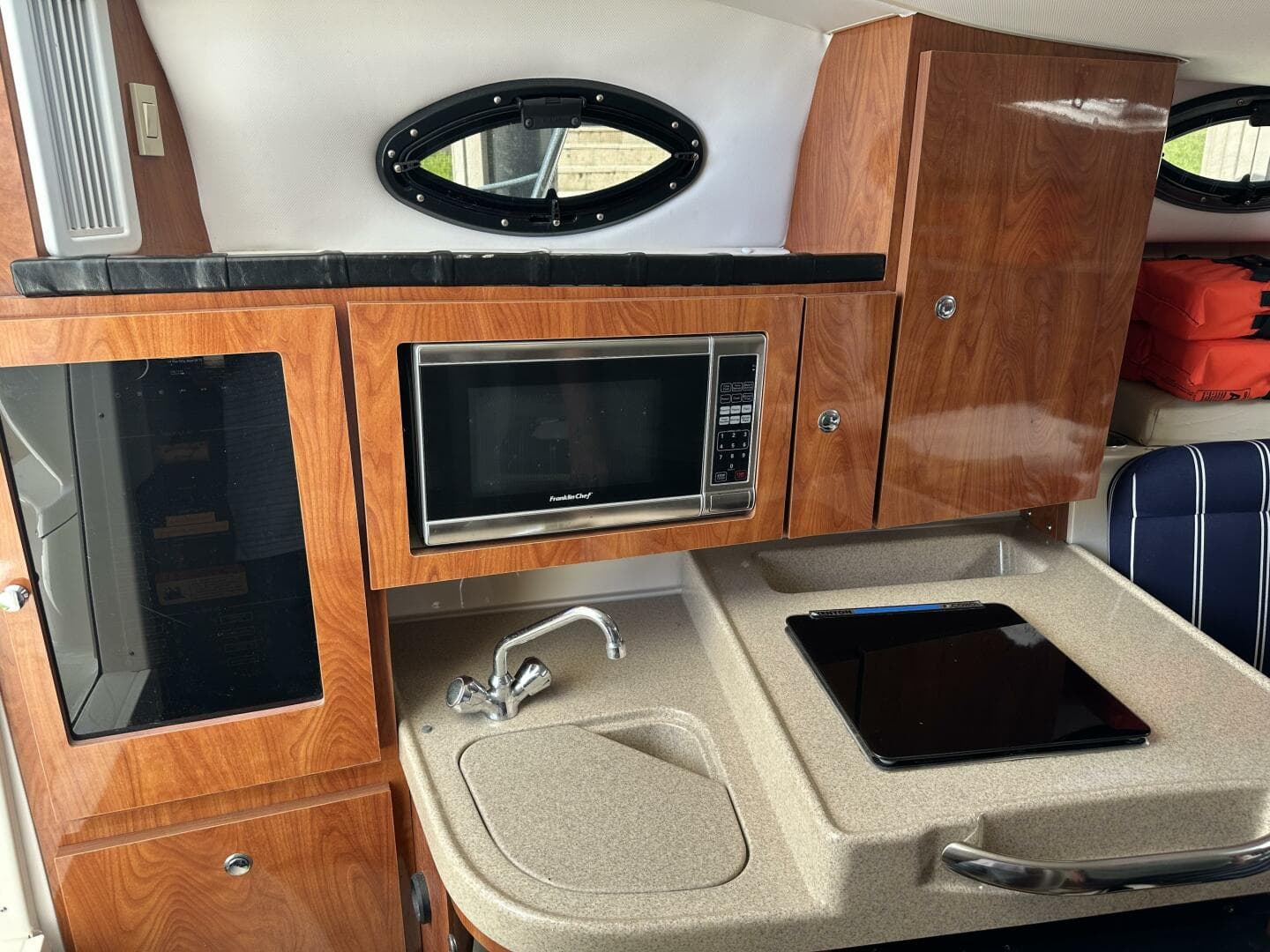 2015 Wellcraft 390 Coastal — photo 16