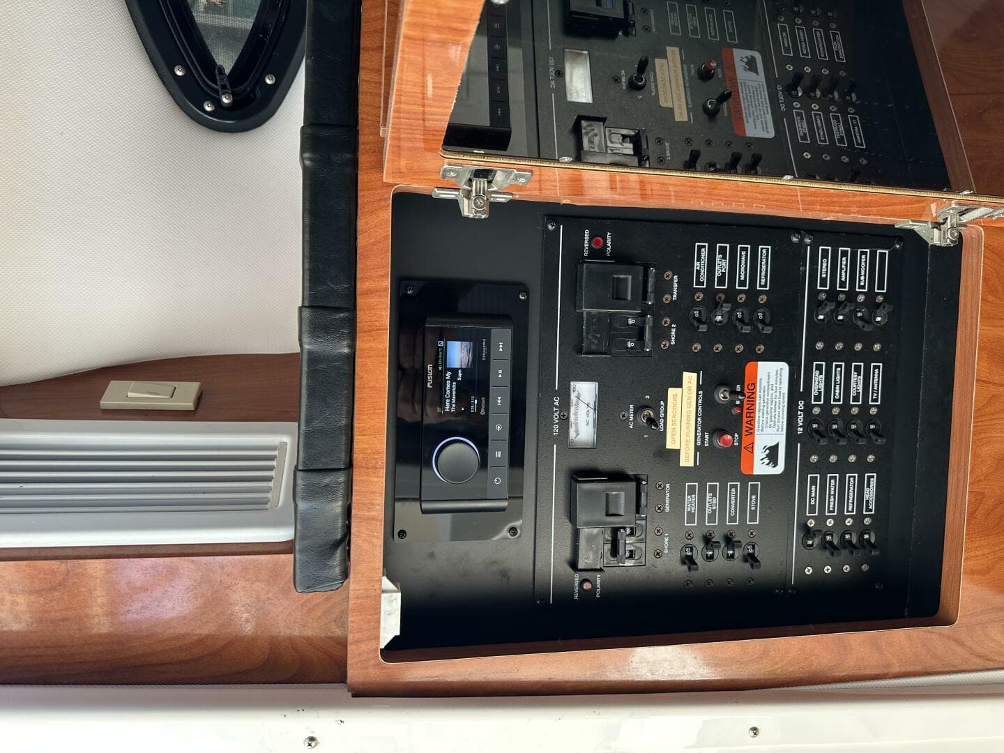 2015 Wellcraft 390 Coastal — photo 17