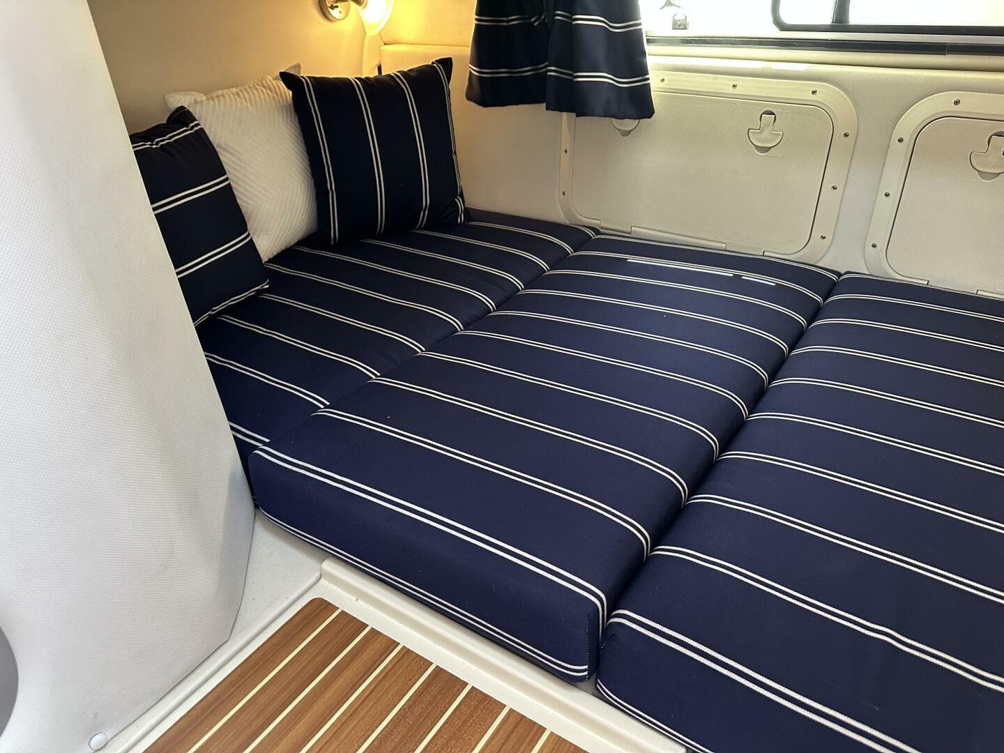 2015 Wellcraft 390 Coastal — photo 15
