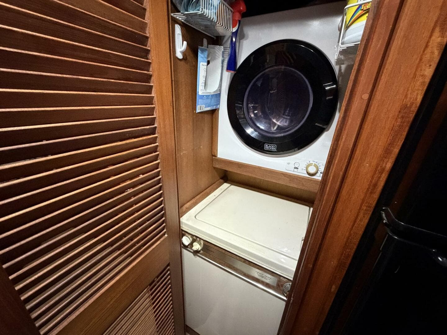 1987 Viking 44 — photo 88