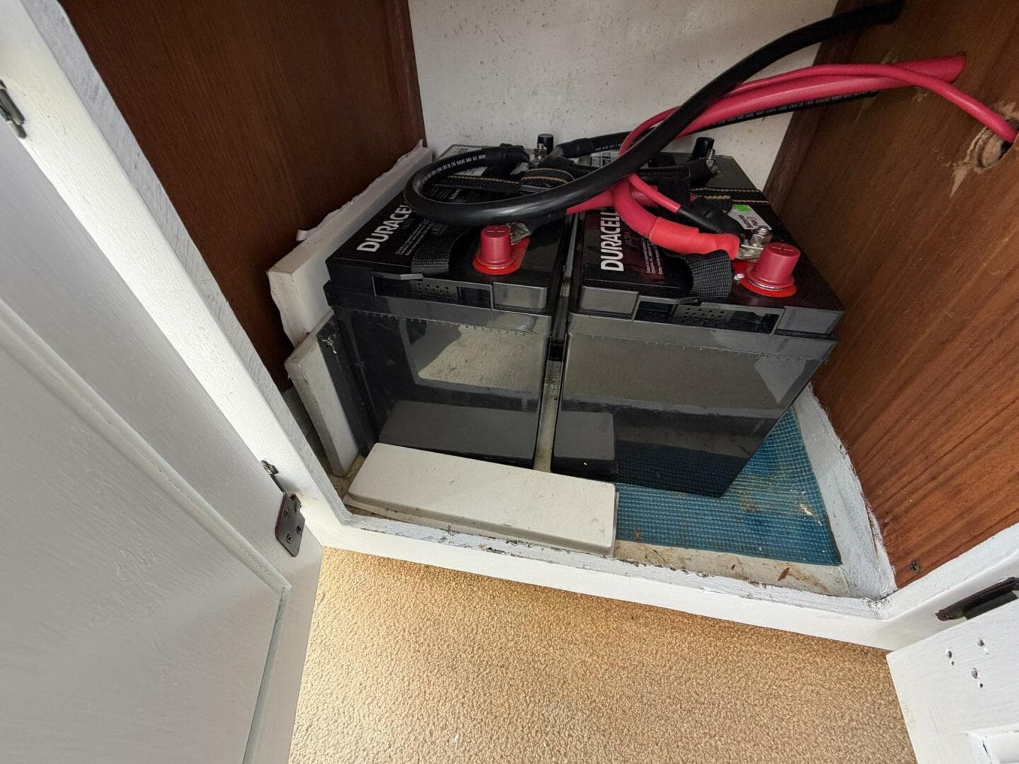 1987 Viking 44 — photo 86