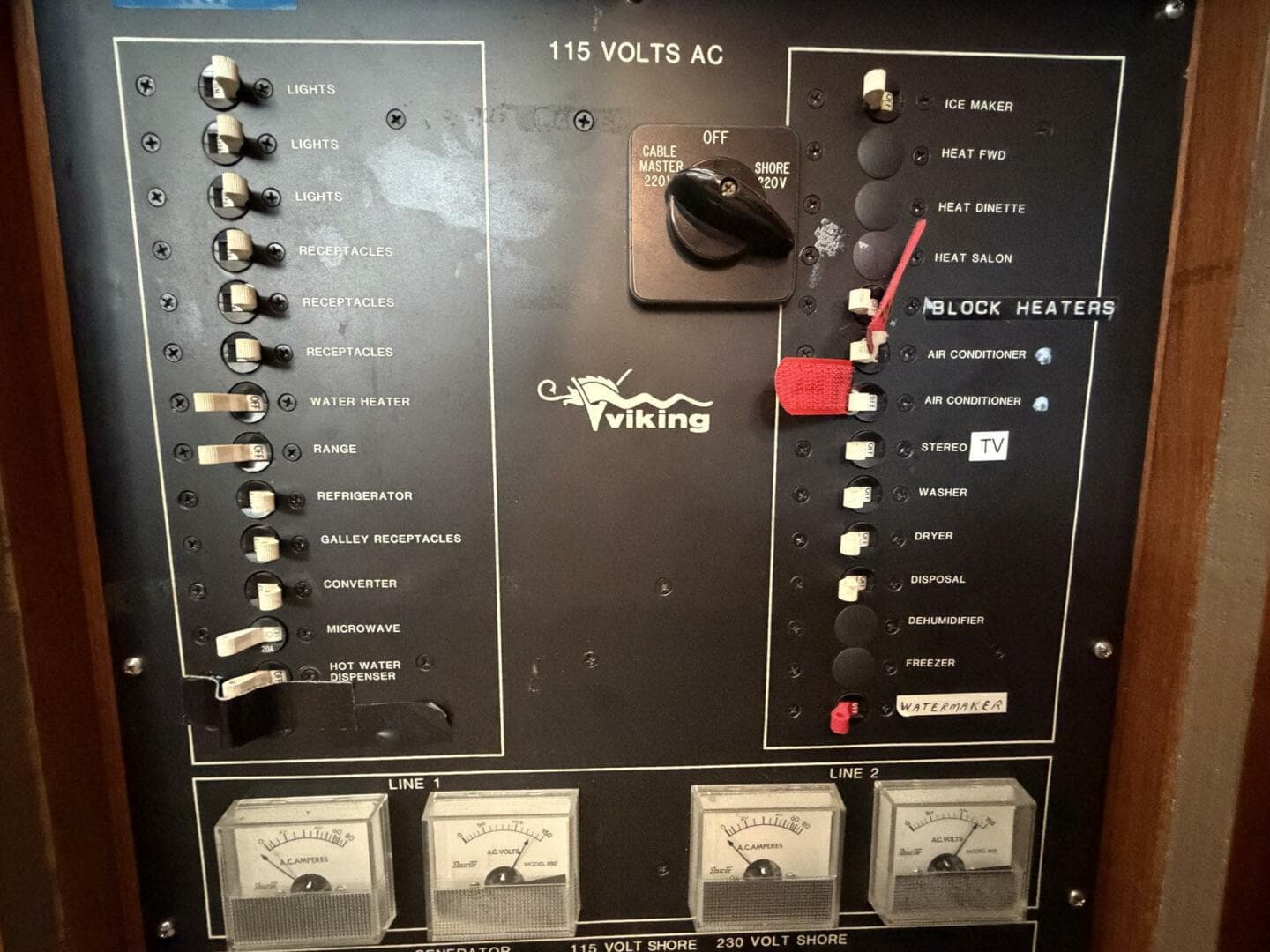 1987 Viking 44 — photo 83