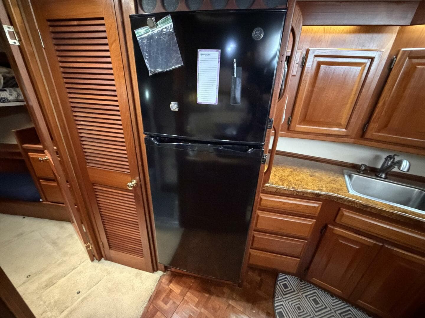 1987 Viking 44 — photo 52